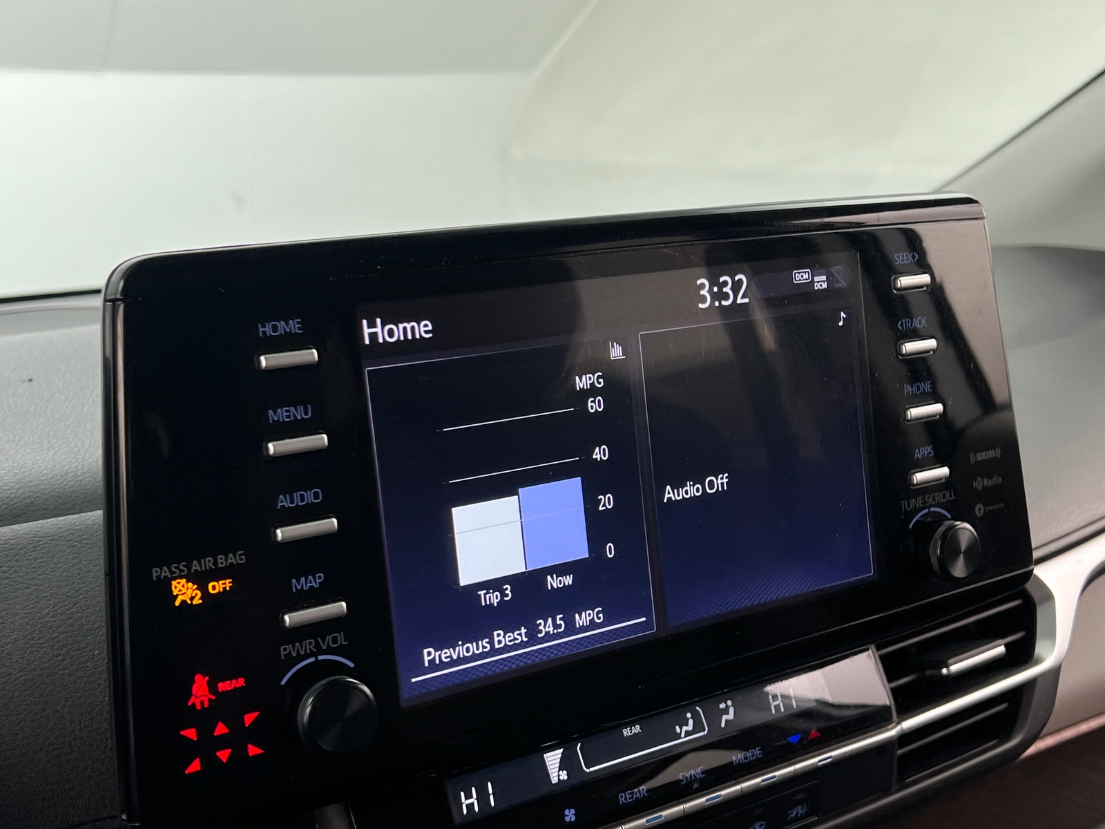 Thumbnail: 2024 Toyota Sienna - 4