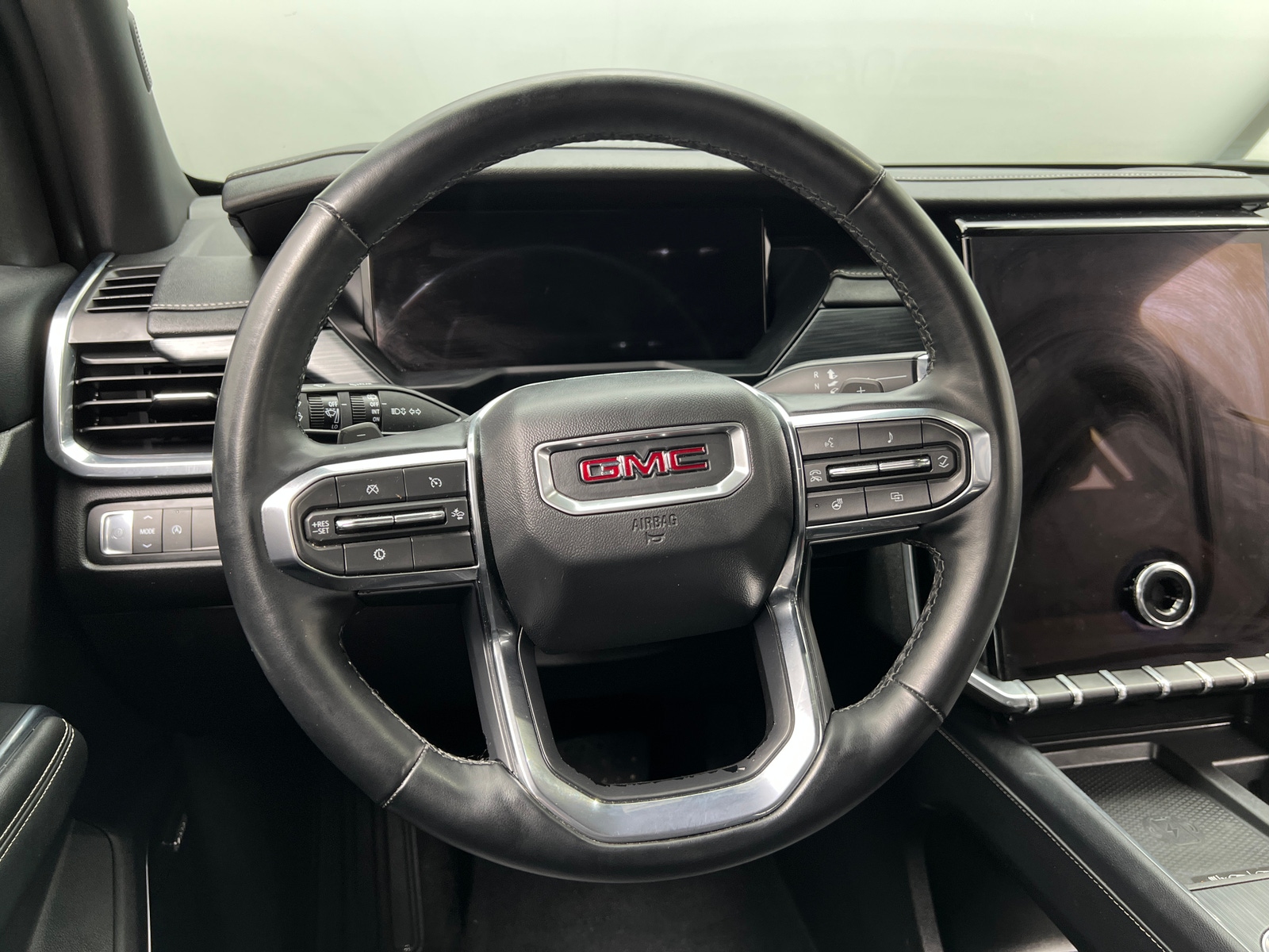 Thumbnail: 2024 GMC Acadia - 4