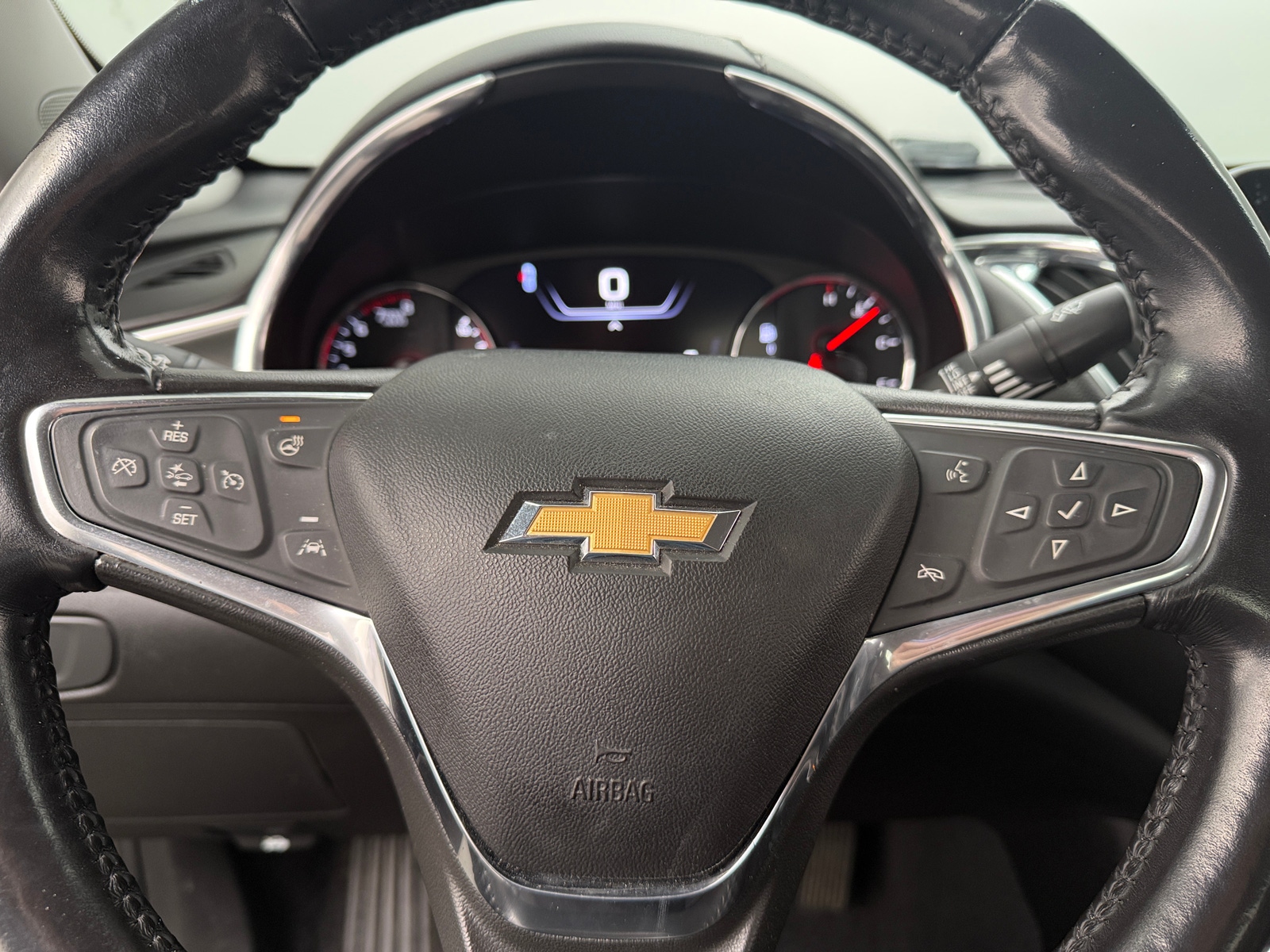 Thumbnail: 2019 Chevrolet Malibu - 4