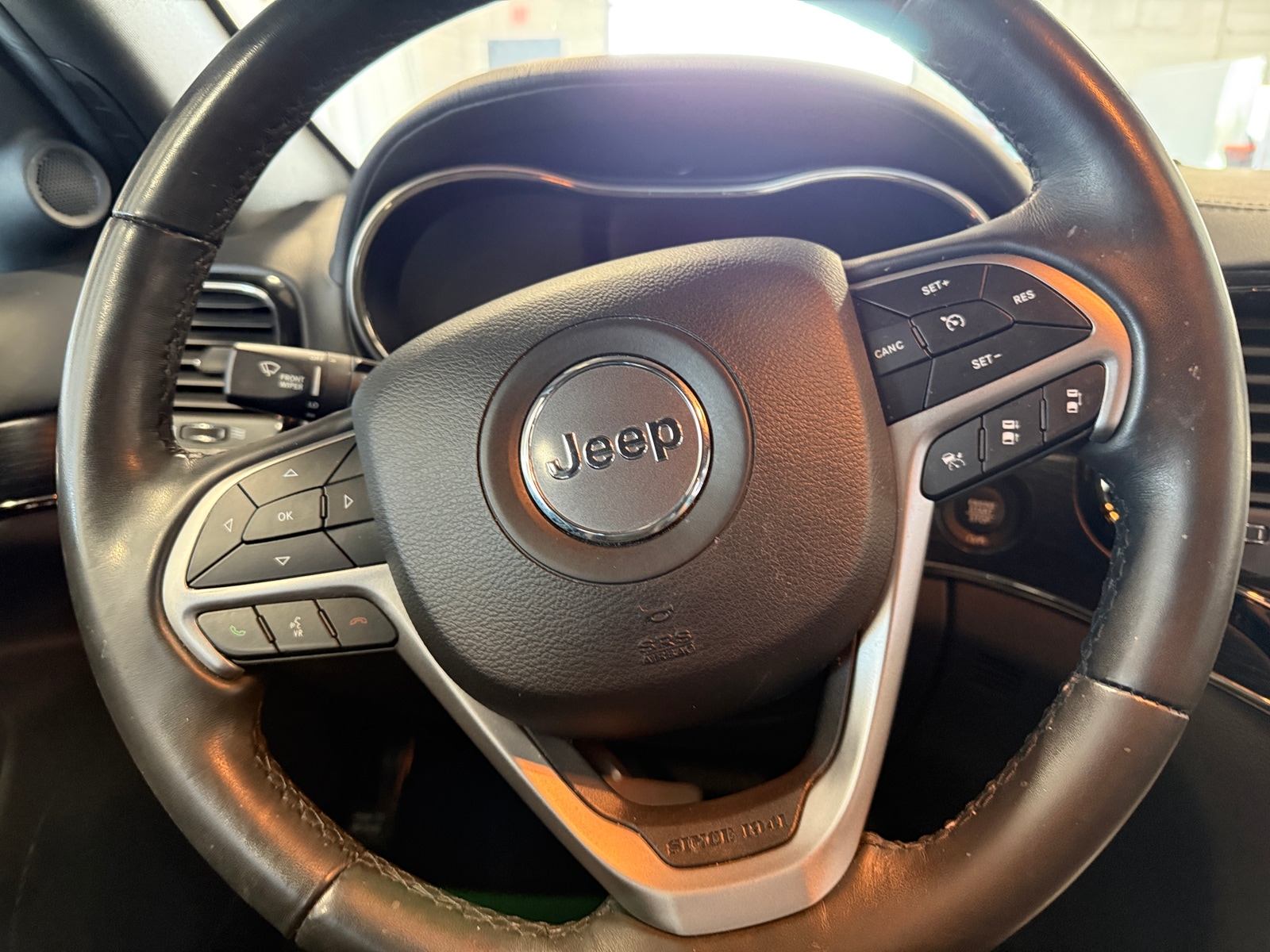 Thumbnail: 2020 Jeep Grand Cherokee - 4