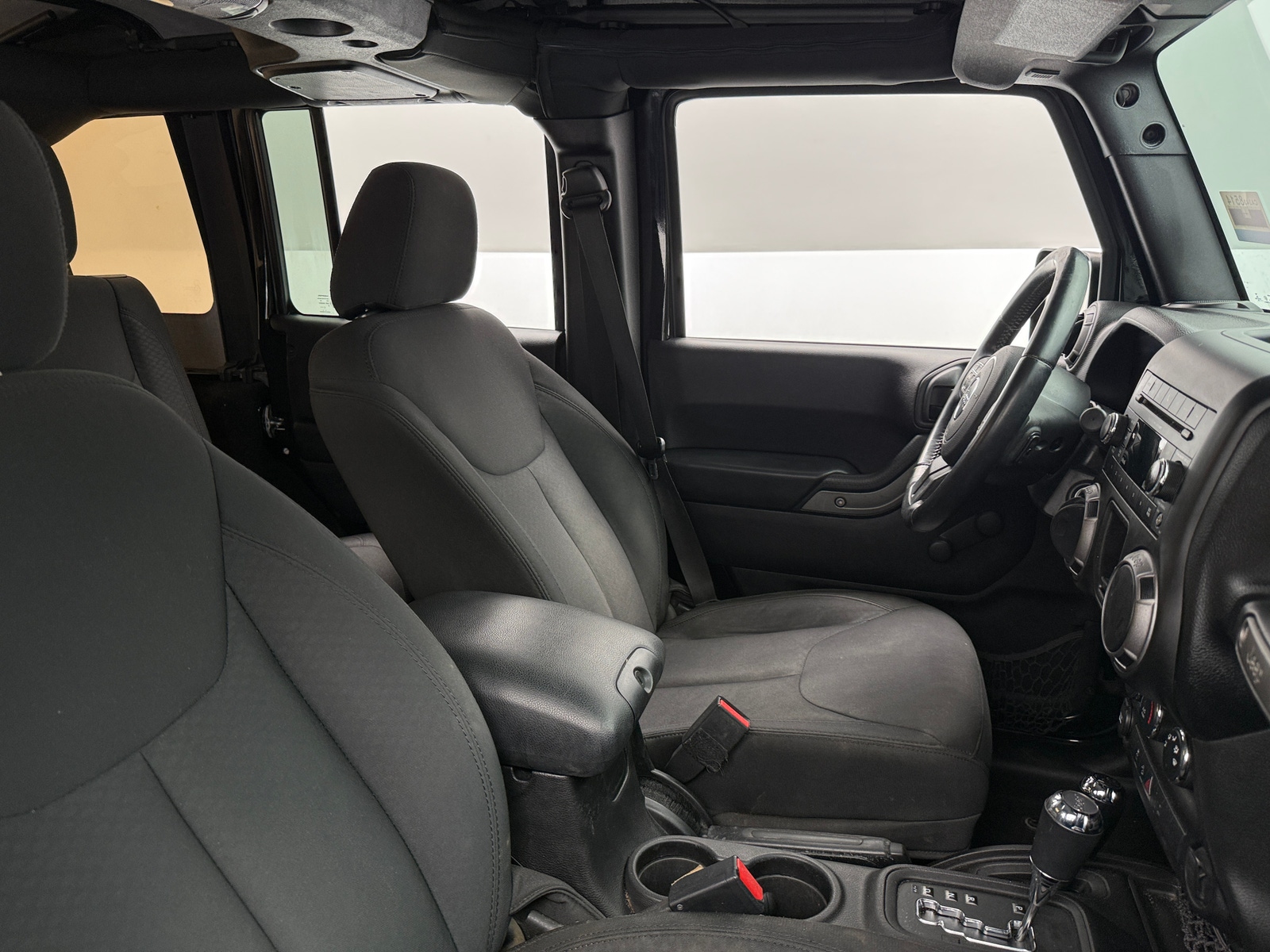 Thumbnail: 2016 Jeep Wrangler - 2