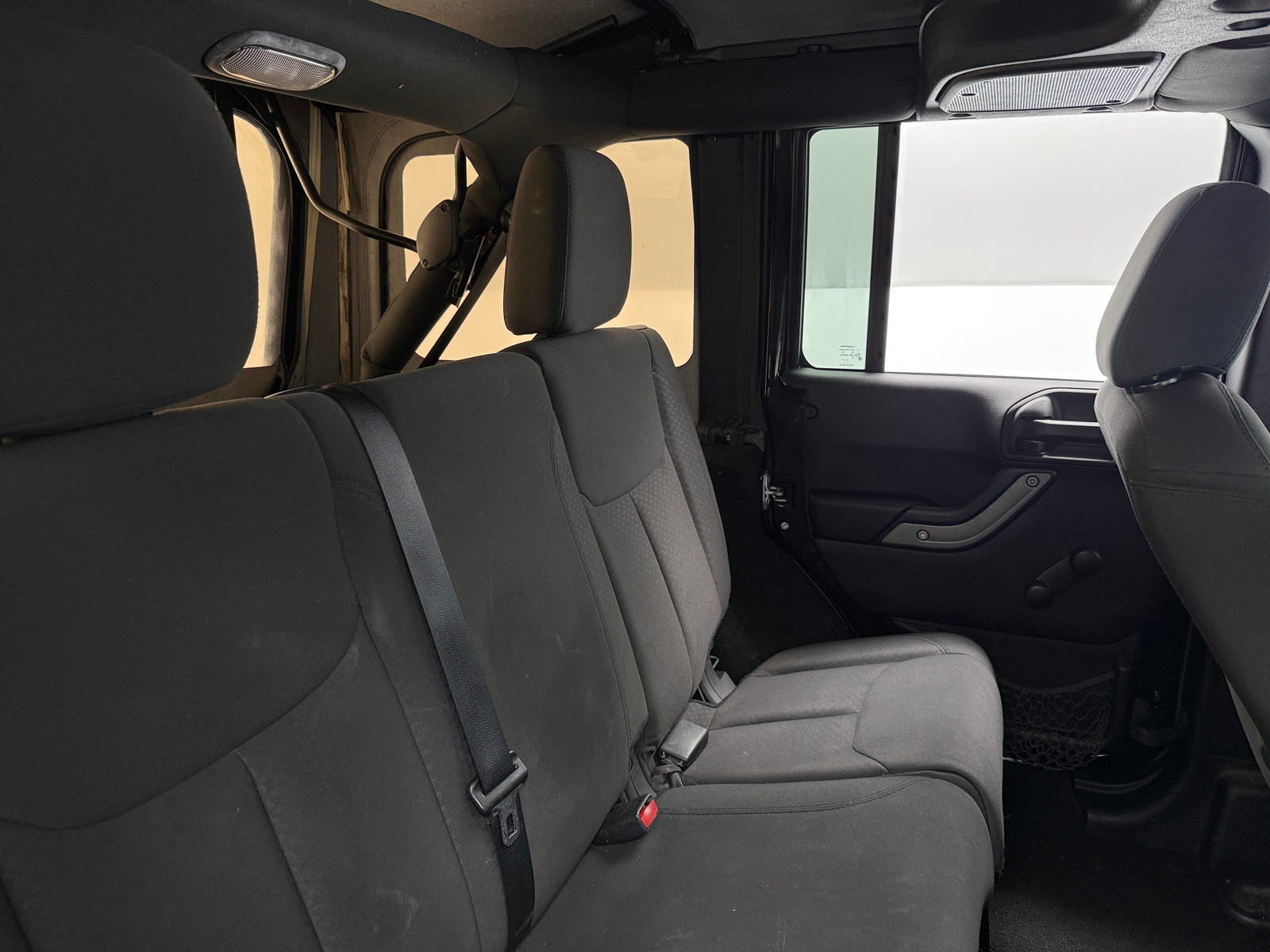 Thumbnail: 2016 Jeep Wrangler - 6