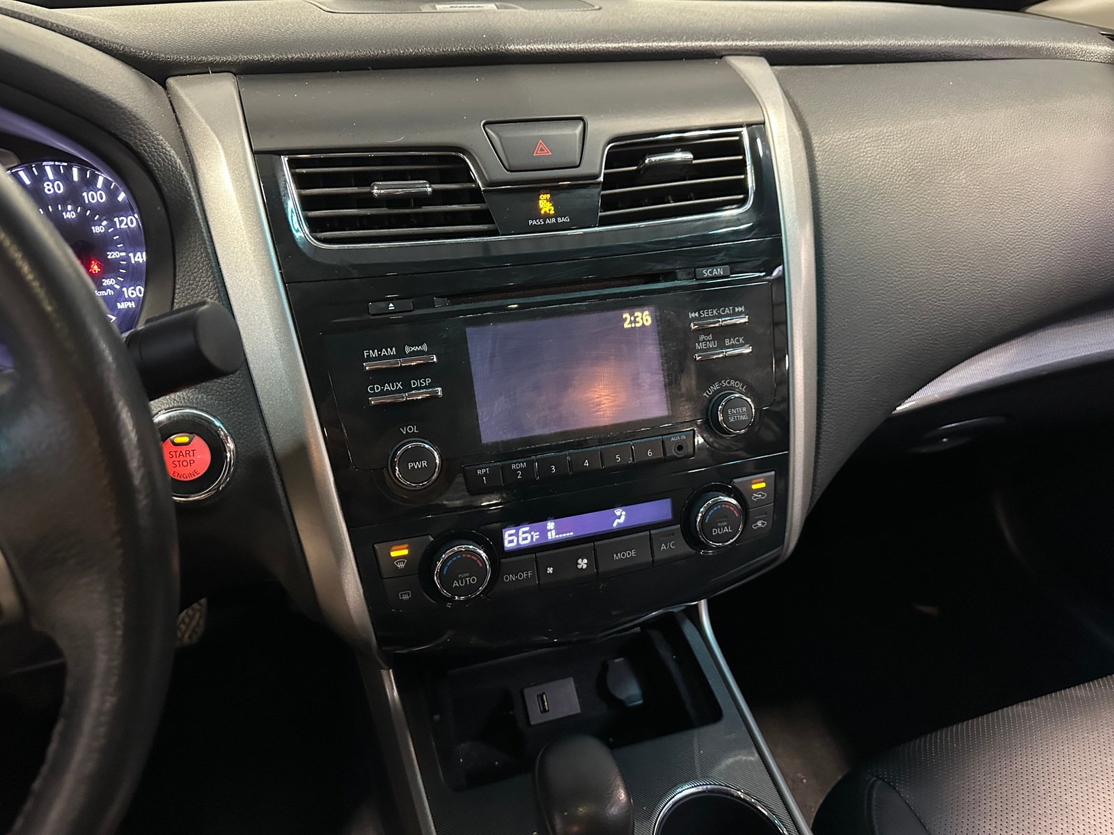 Thumbnail: 2013 Nissan Altima - 4