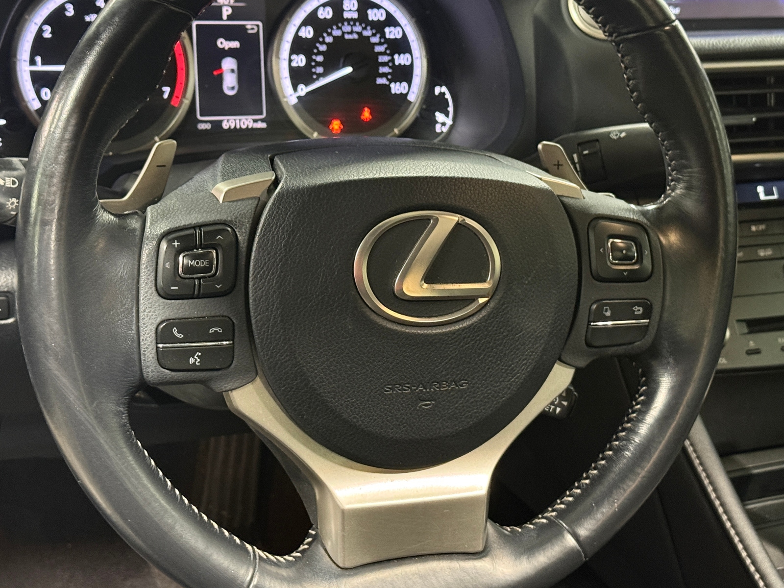 Thumbnail: 2016 Lexus RC - 3