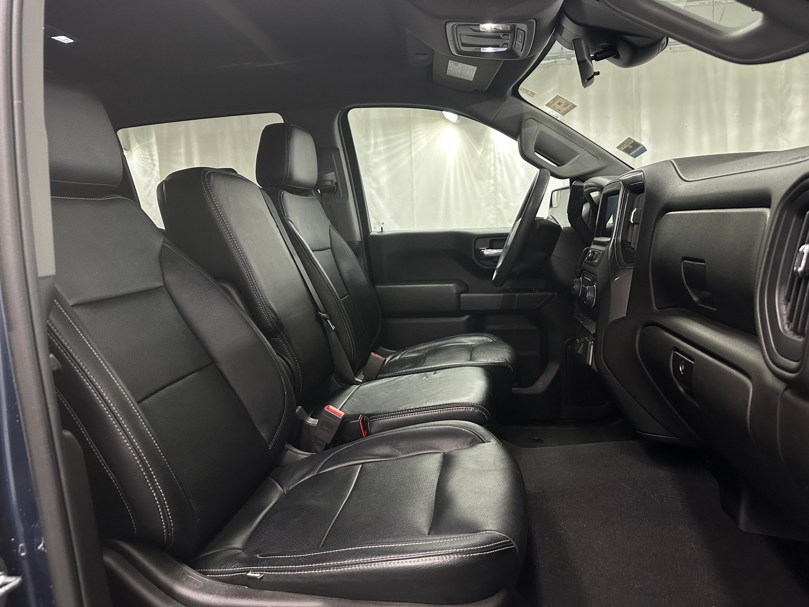 Thumbnail: 2022 Chevrolet Silverado 1500 - 2