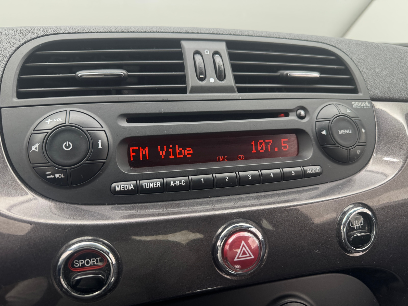 Thumbnail: 2015 Fiat 500 - 4