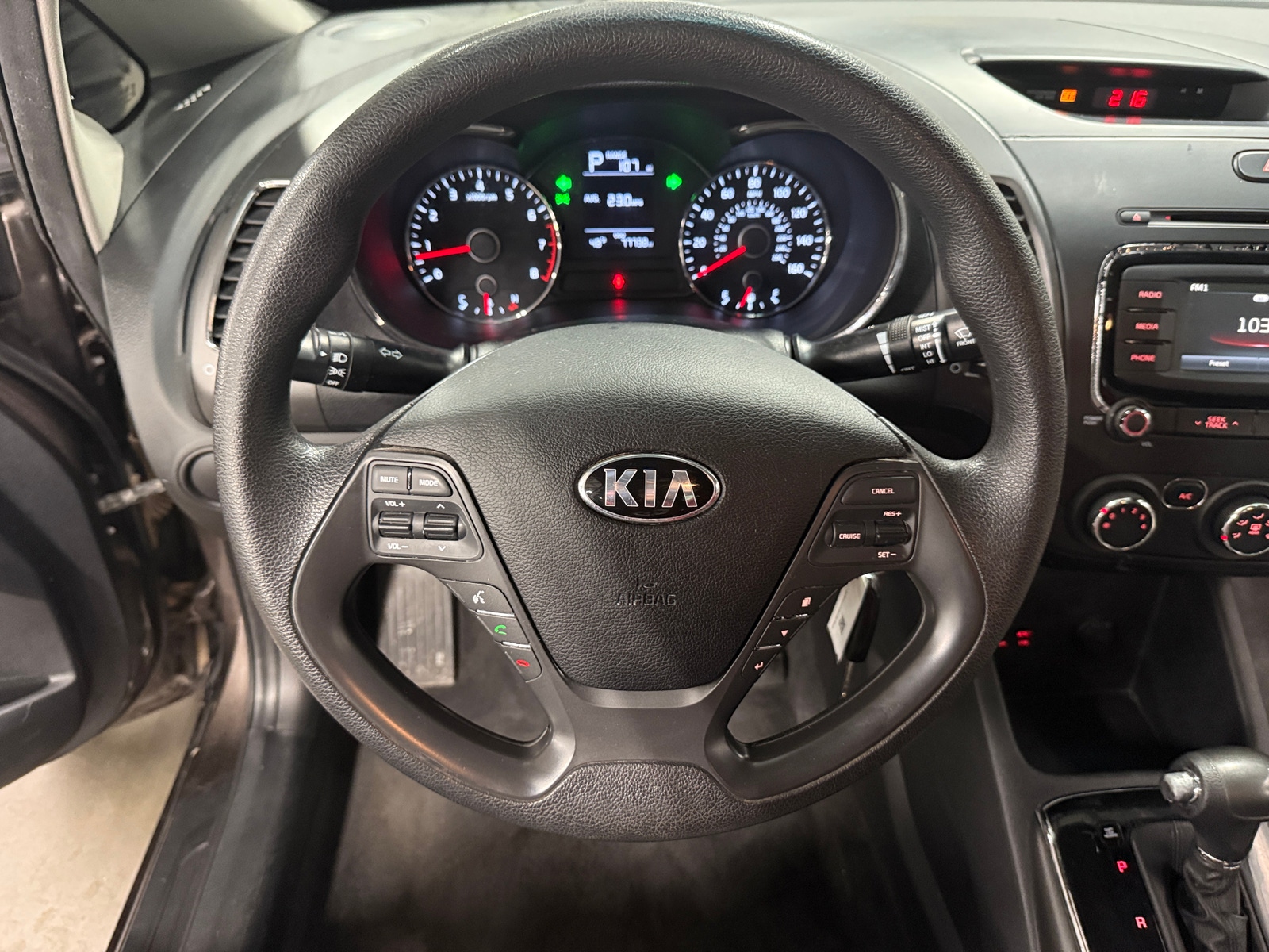 Thumbnail: 2017 Kia Forte - 5