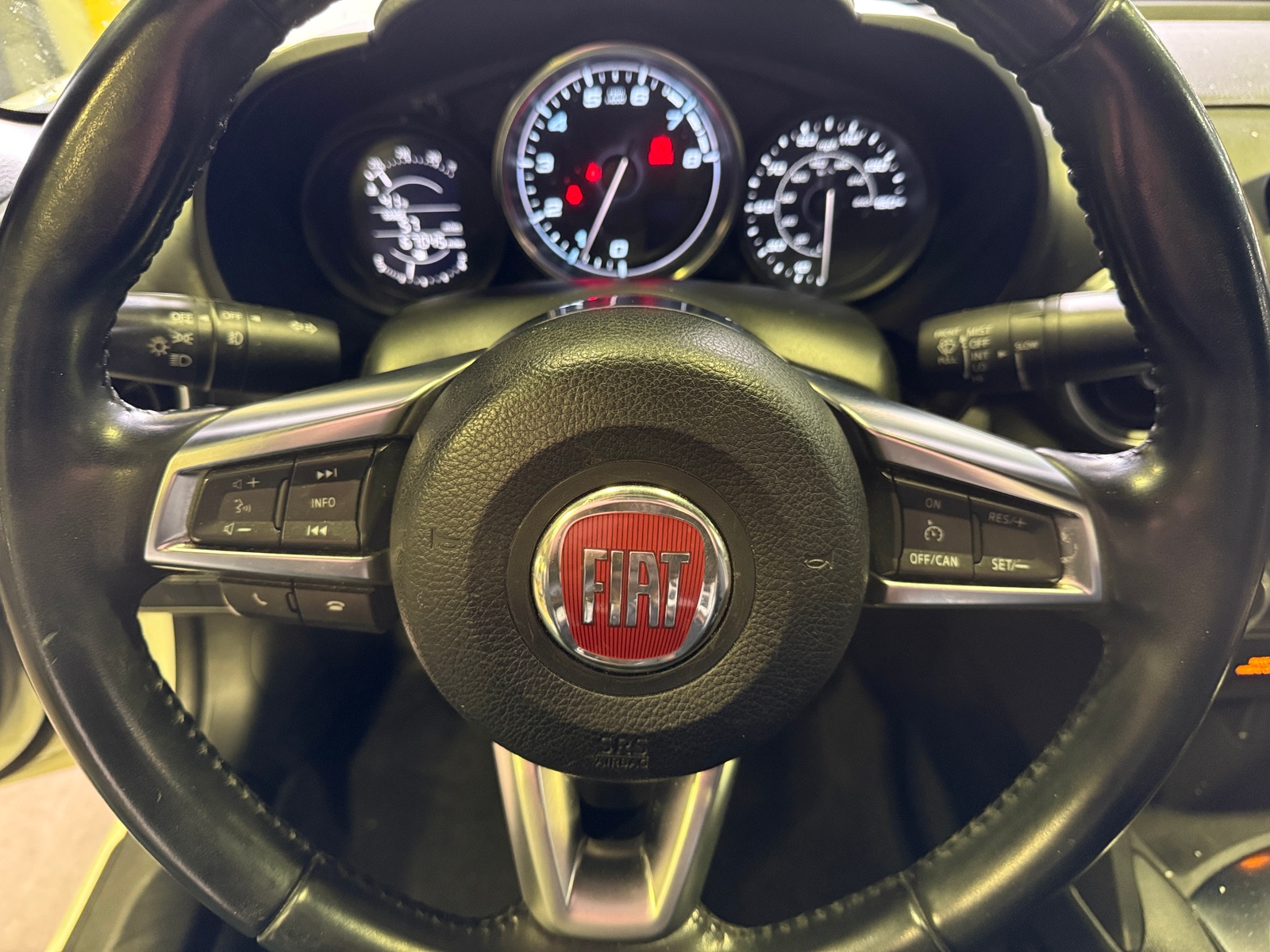 Thumbnail: 2019 Fiat 124 Spider - 4