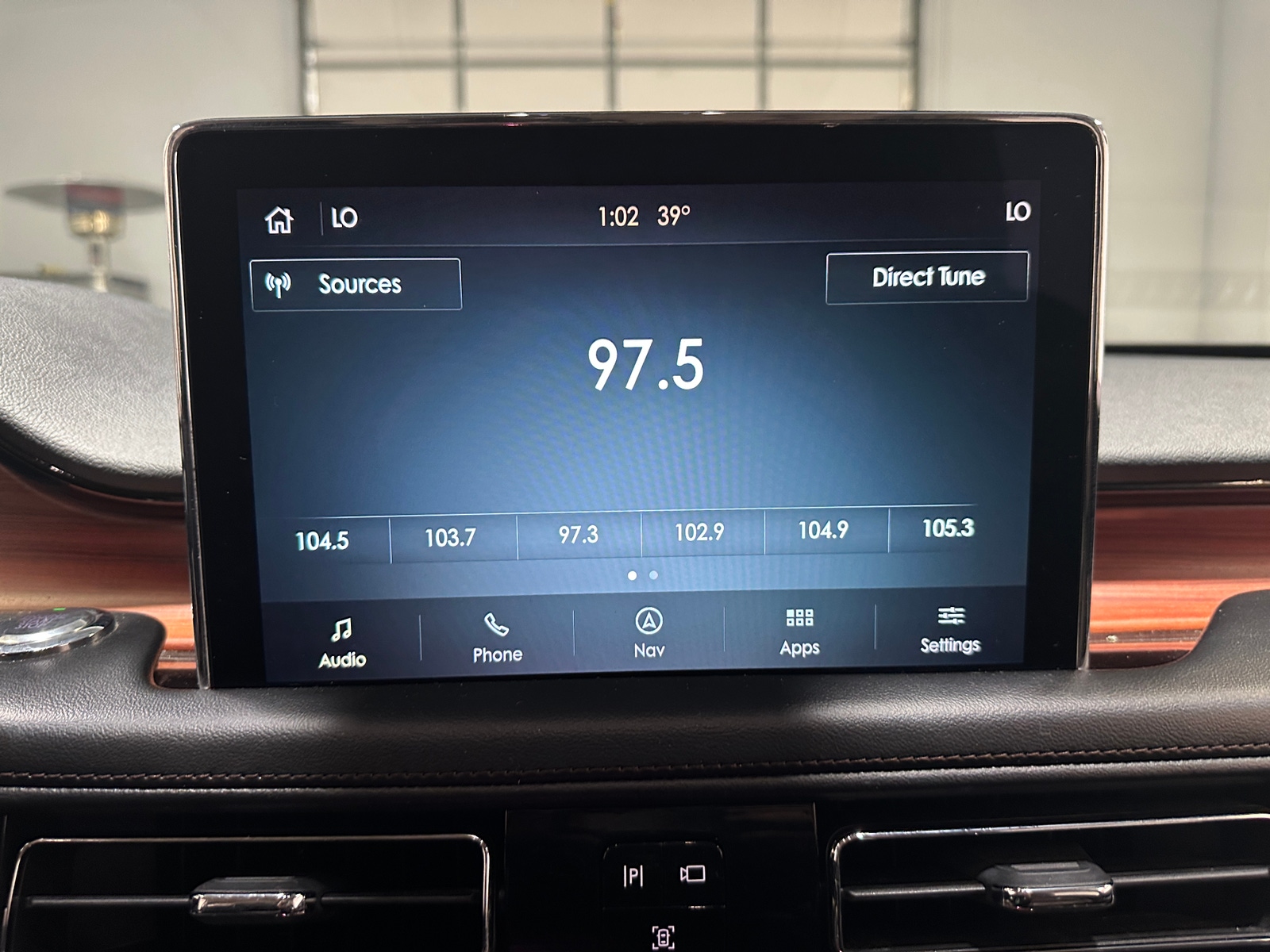 Thumbnail: 2024 Lincoln Aviator - 3