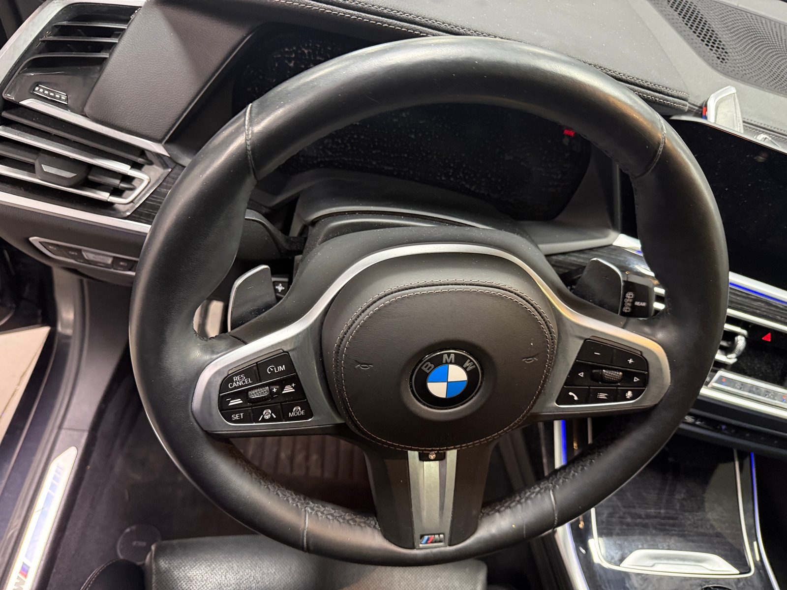 Thumbnail: 2019 BMW X7 - 4