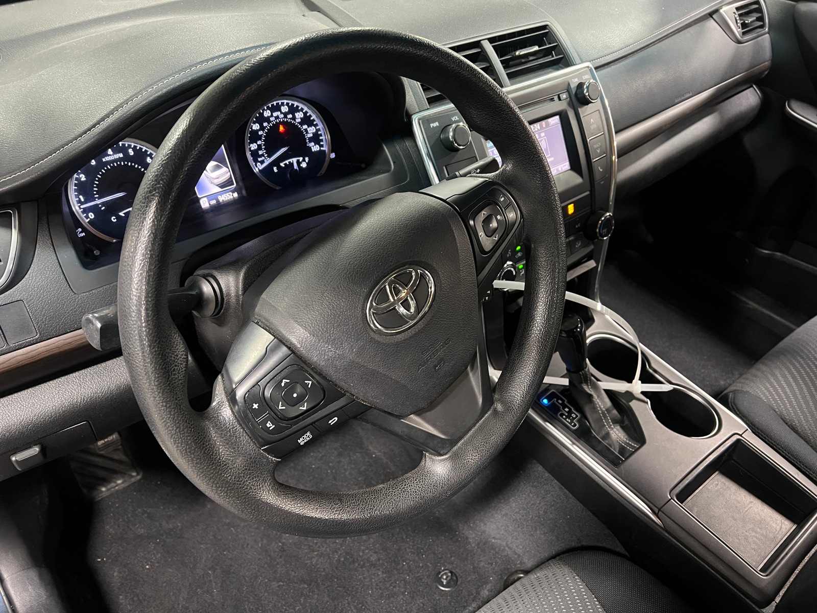 Thumbnail: 2017 Toyota Camry - 5