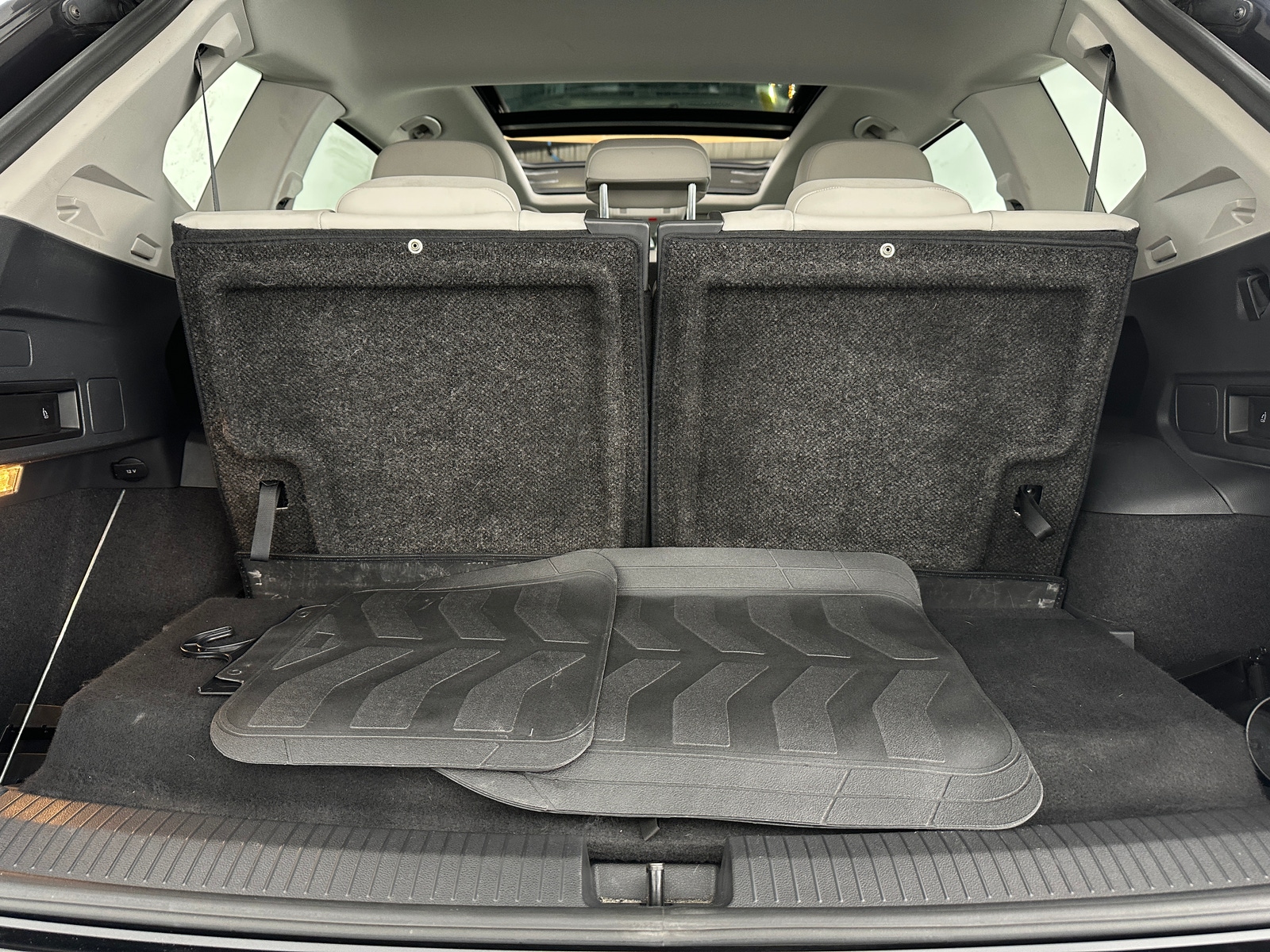 Thumbnail: 2019 Volkswagen Tiguan - 6