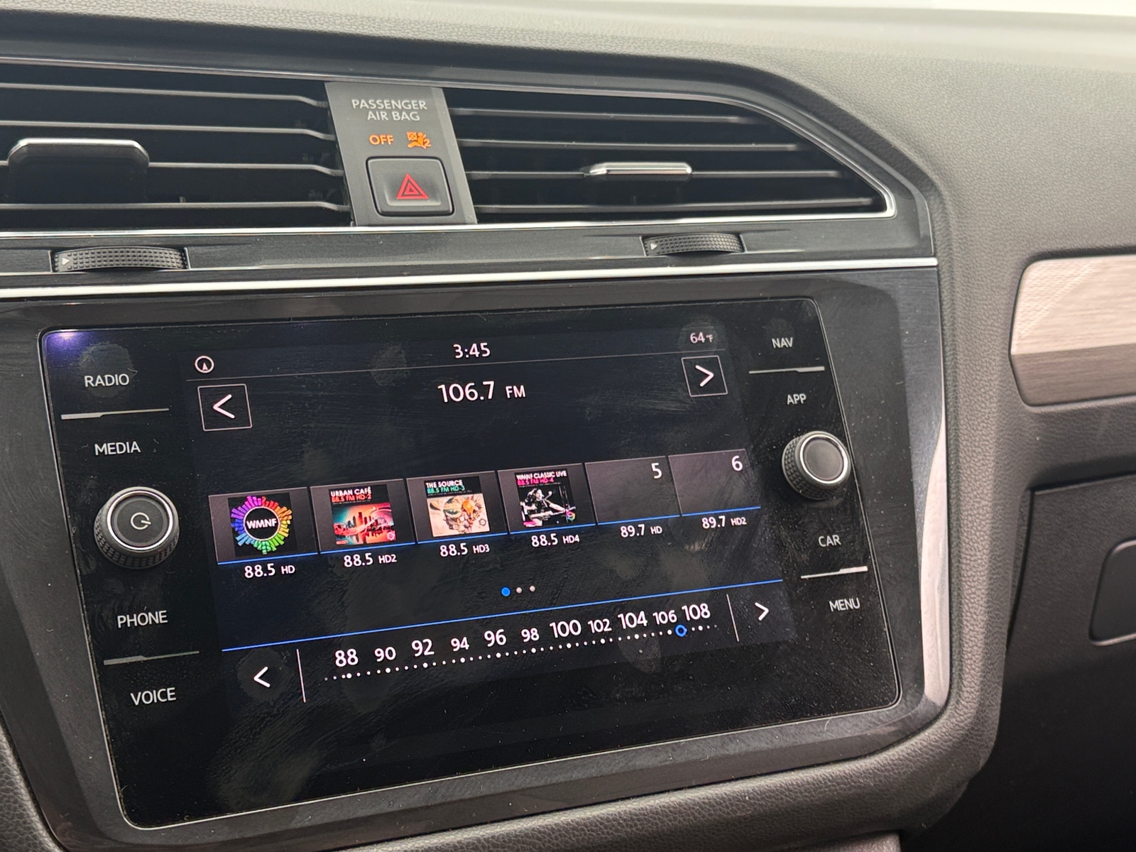 Thumbnail: 2019 Volkswagen Tiguan - 3