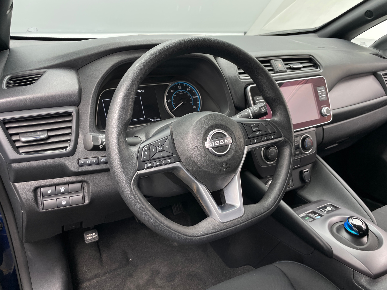 Thumbnail: 2025 Nissan Leaf - 5