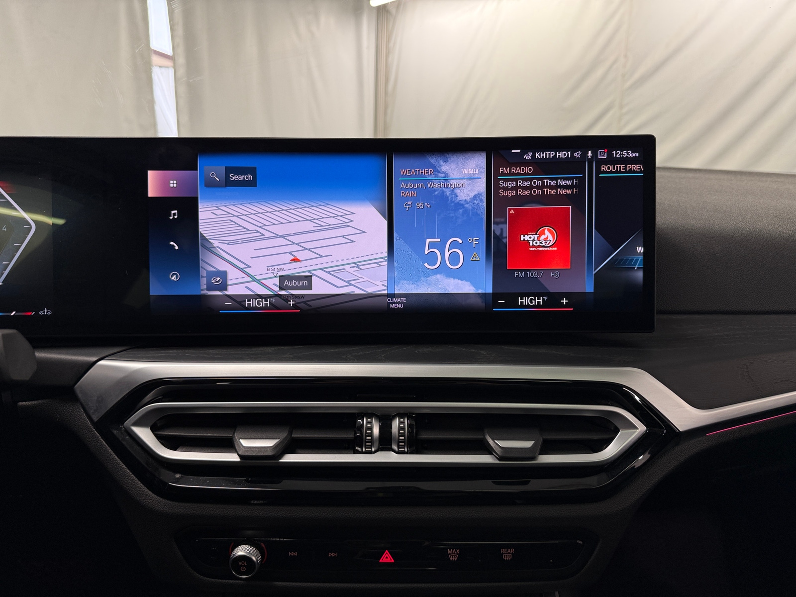 Thumbnail: 2023 BMW 3 Series - 3