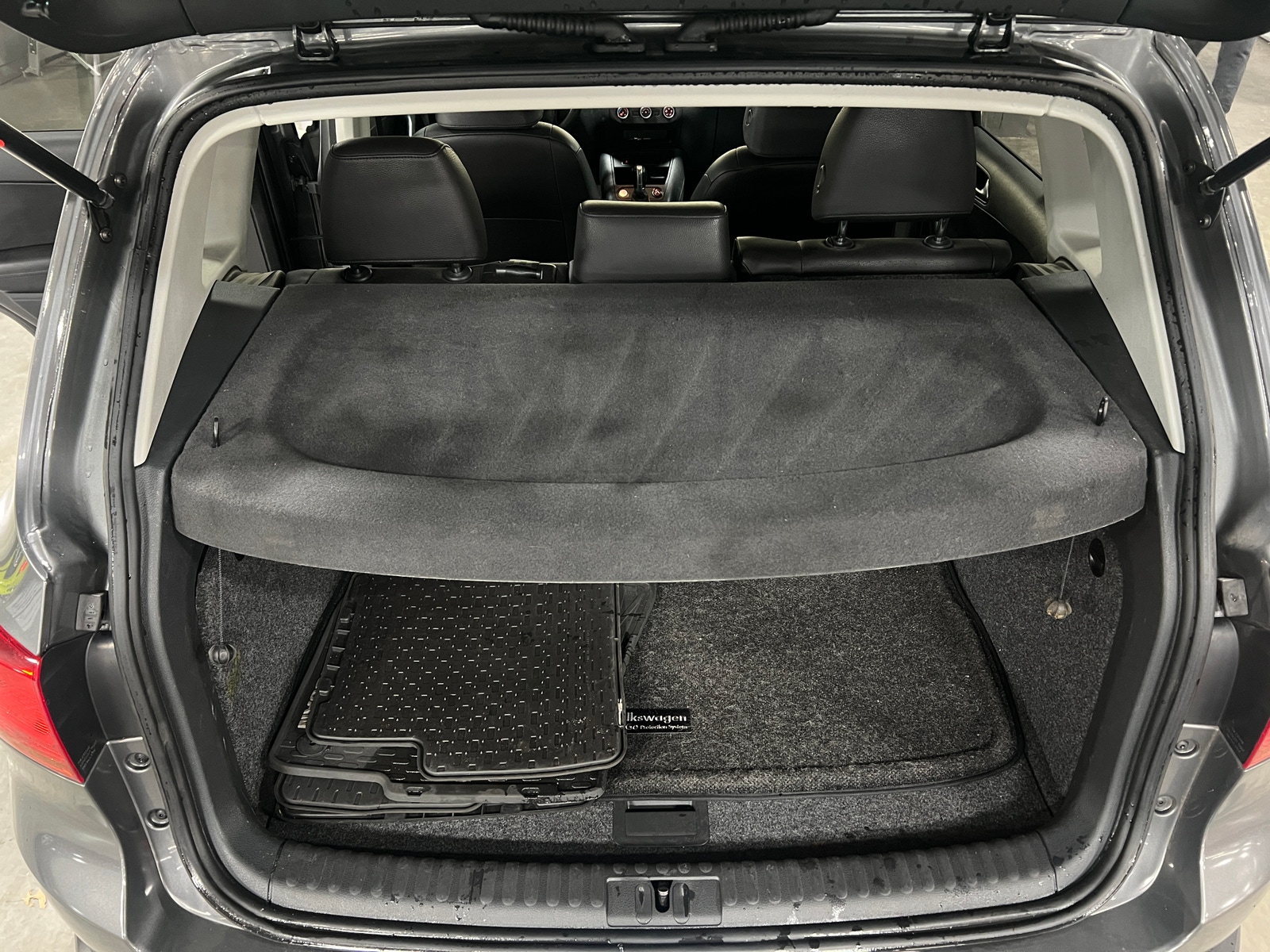 Thumbnail: 2016 Volkswagen Tiguan - 7