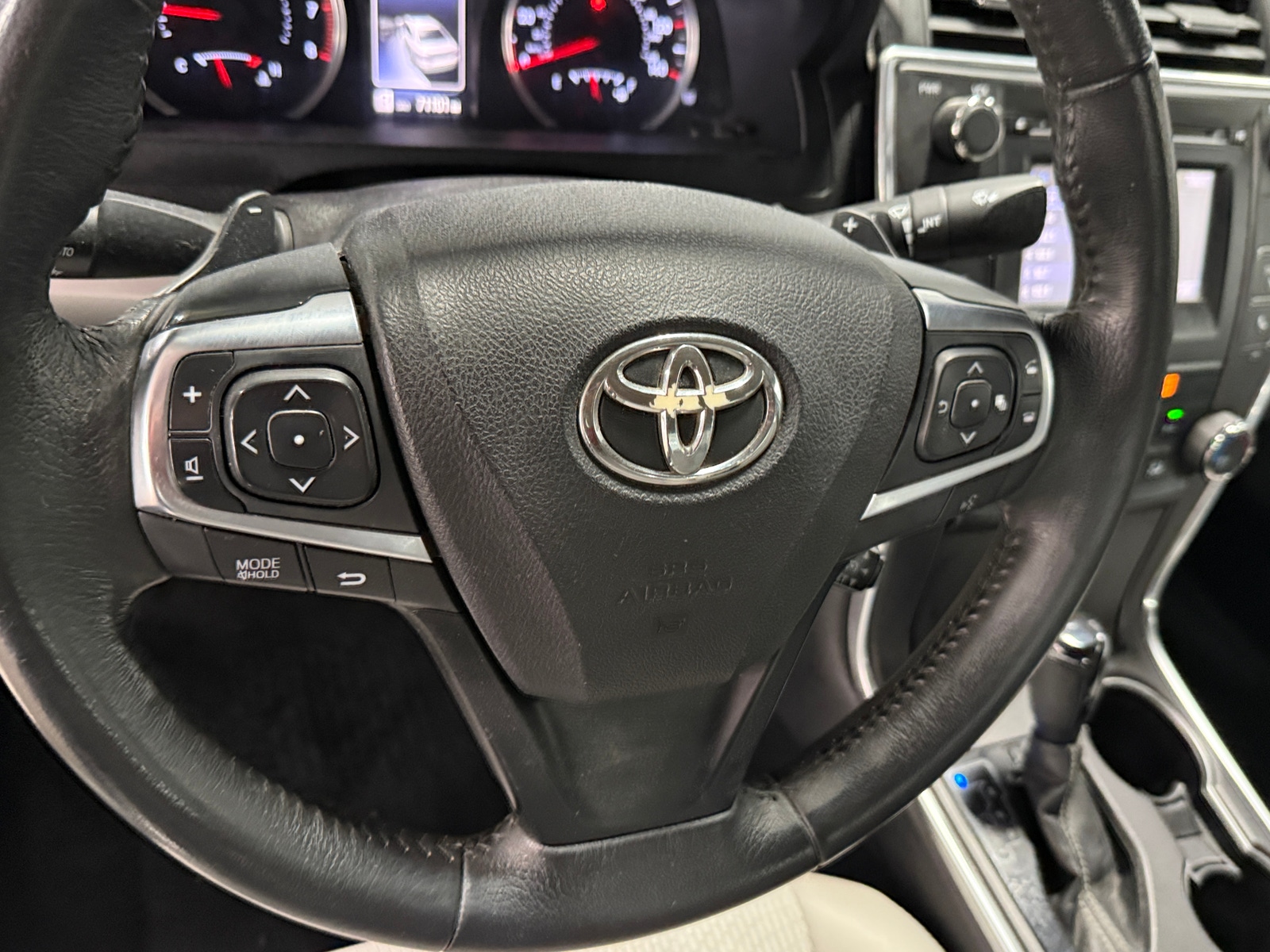 Thumbnail: 2017 Toyota Camry - 5