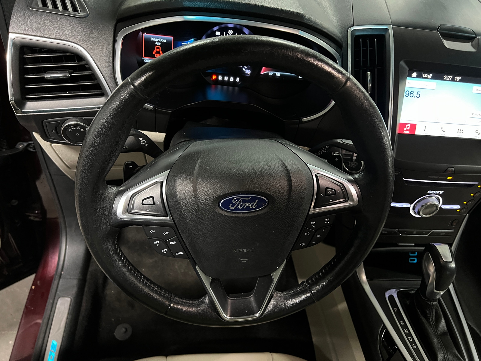 Thumbnail: 2018 Ford Edge - 4