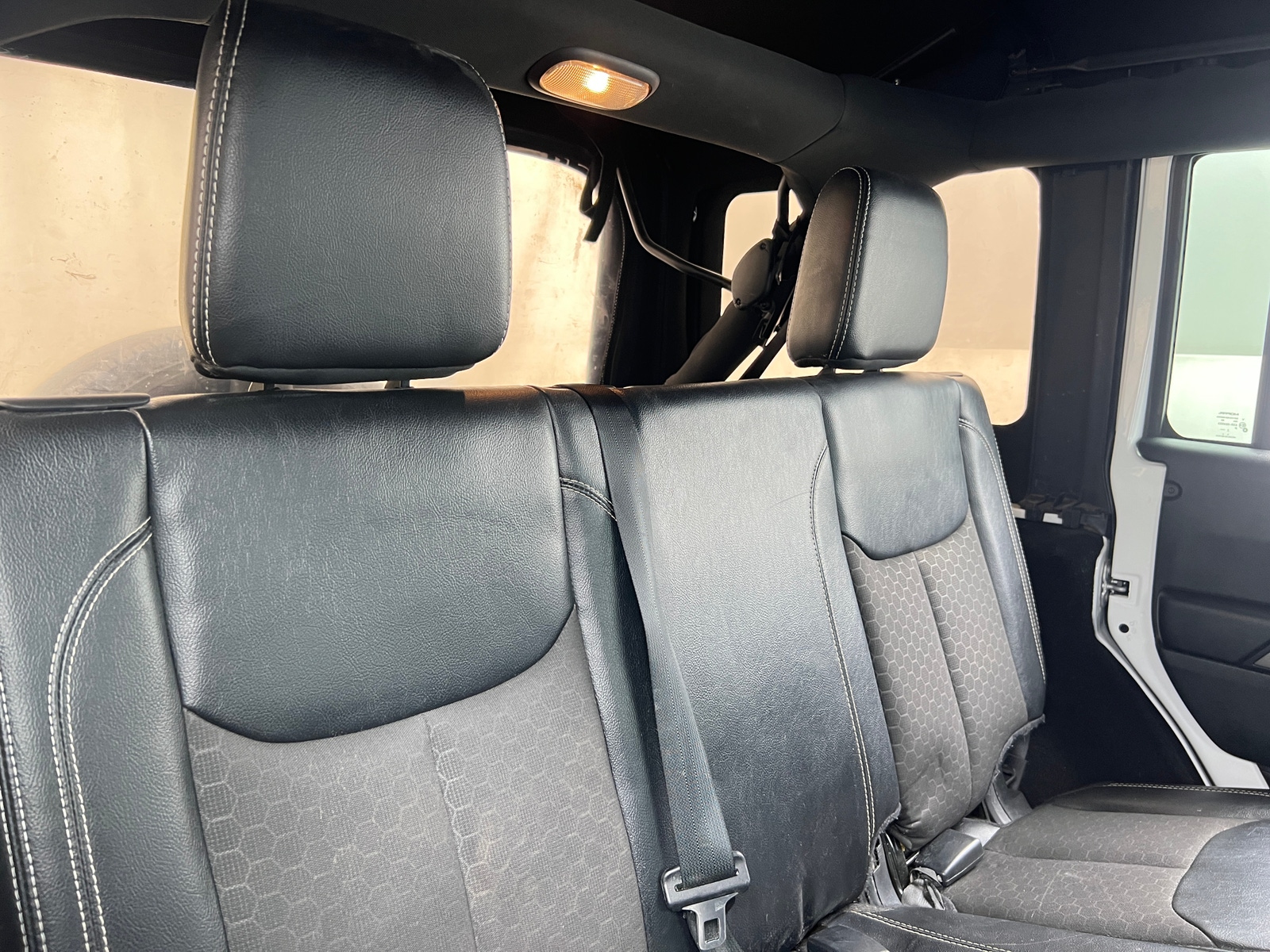 Thumbnail: 2018 Jeep Wrangler - 5