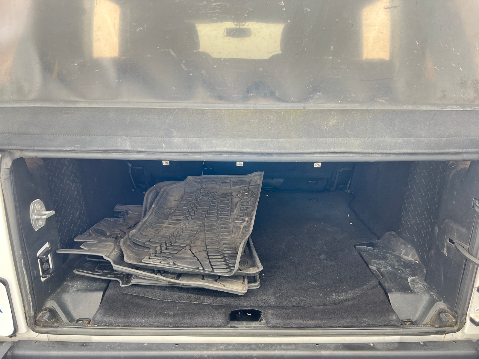 Thumbnail: 2018 Jeep Wrangler - 6