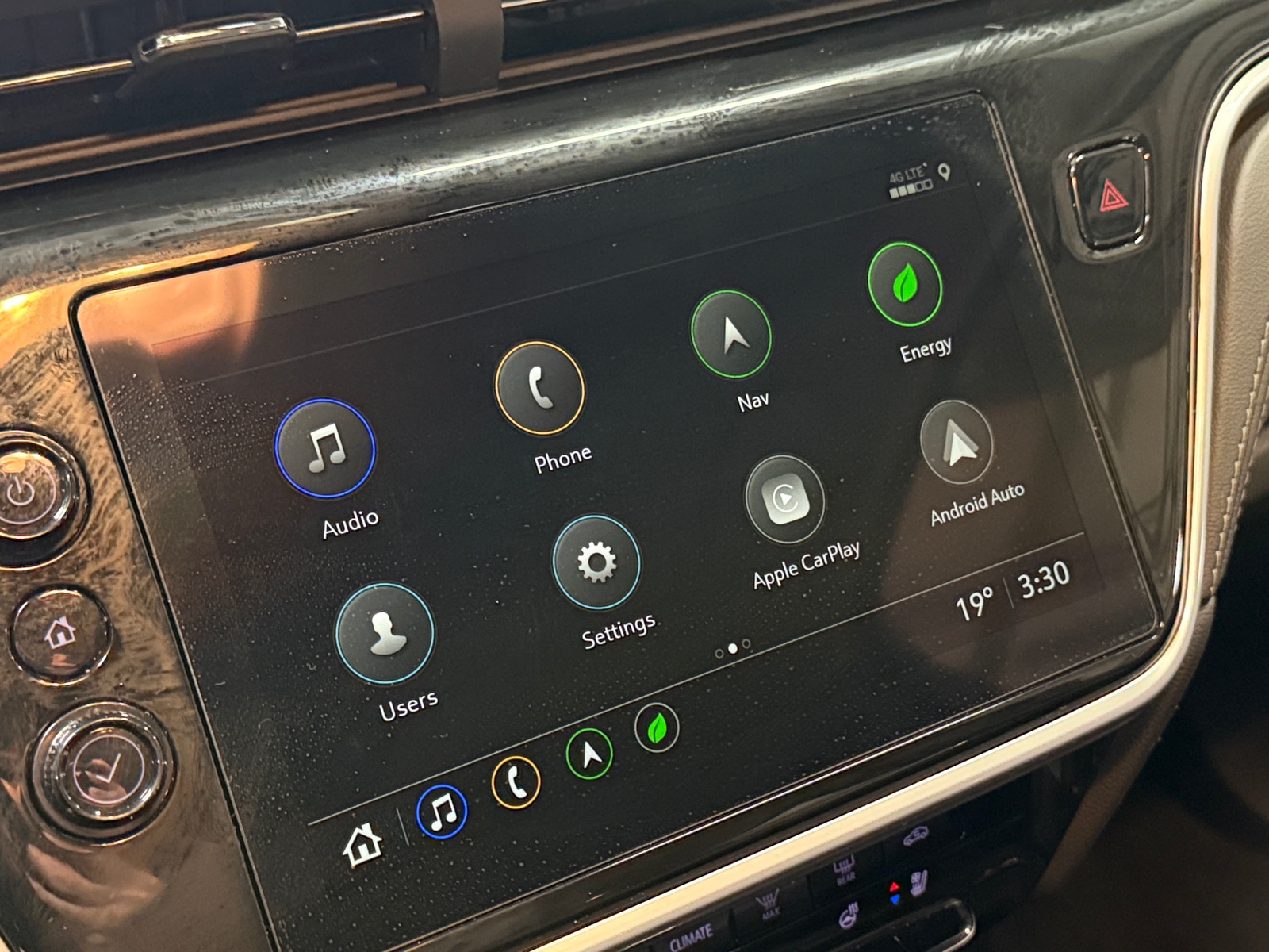 Thumbnail: 2023 Chevrolet Bolt EUV - 3