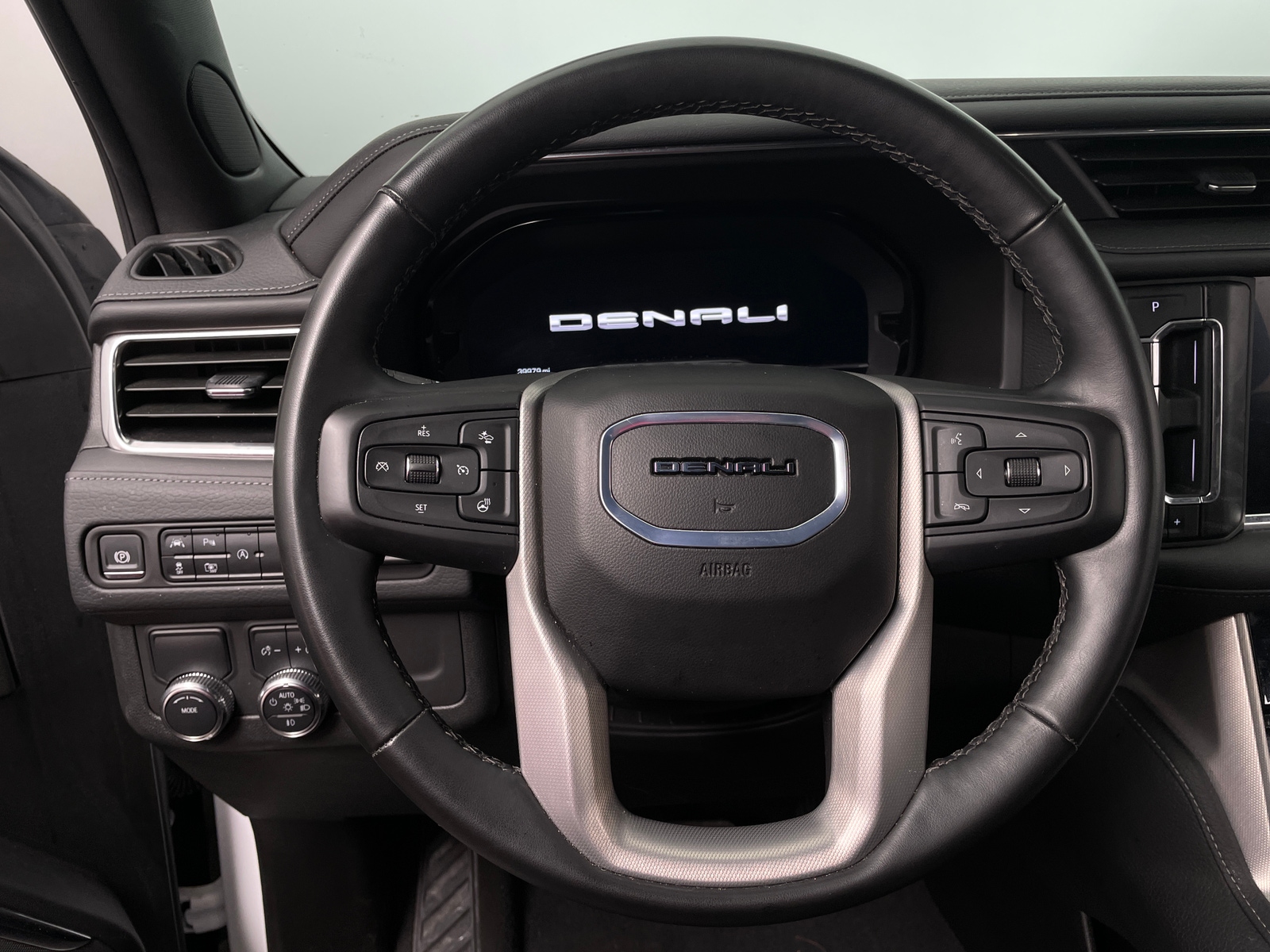 Thumbnail: 2024 GMC Yukon - 4