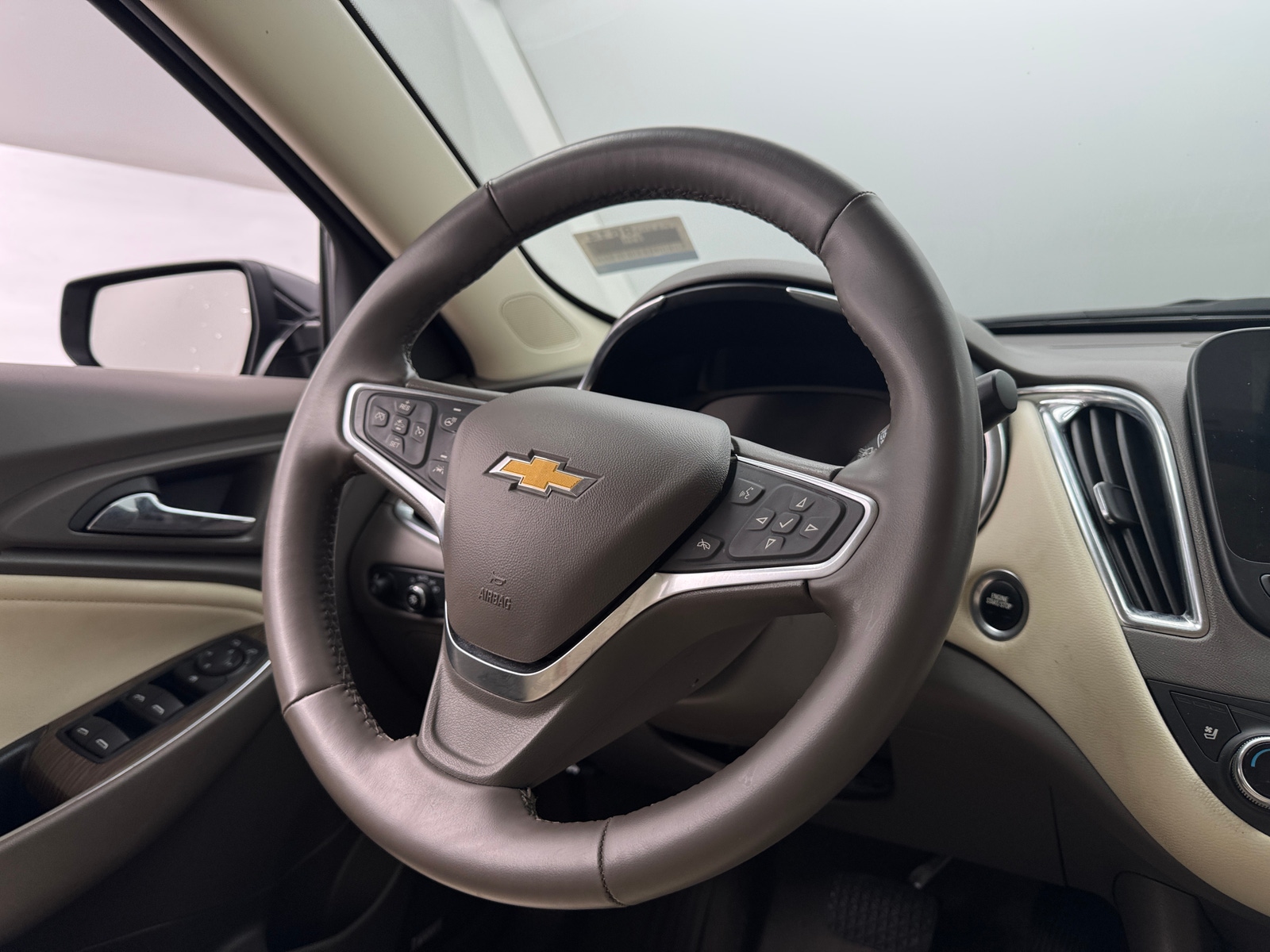 Thumbnail: 2024 Chevrolet Malibu - 4