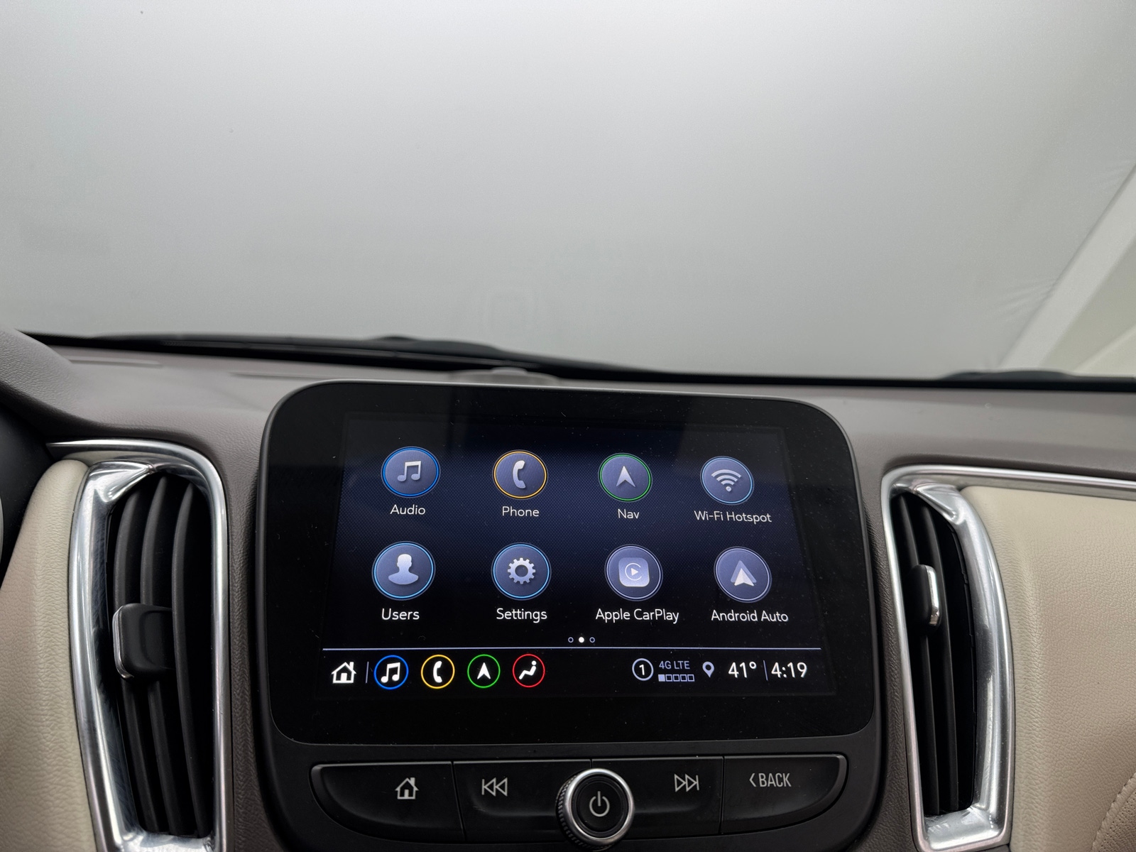 Thumbnail: 2024 Chevrolet Malibu - 3