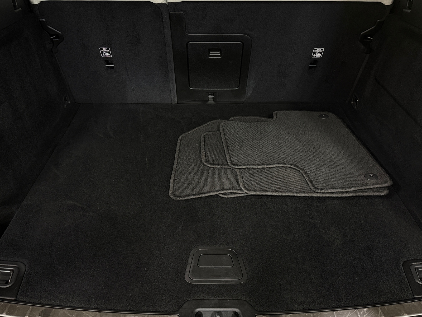 Thumbnail: 2021 Volvo XC60 - 6