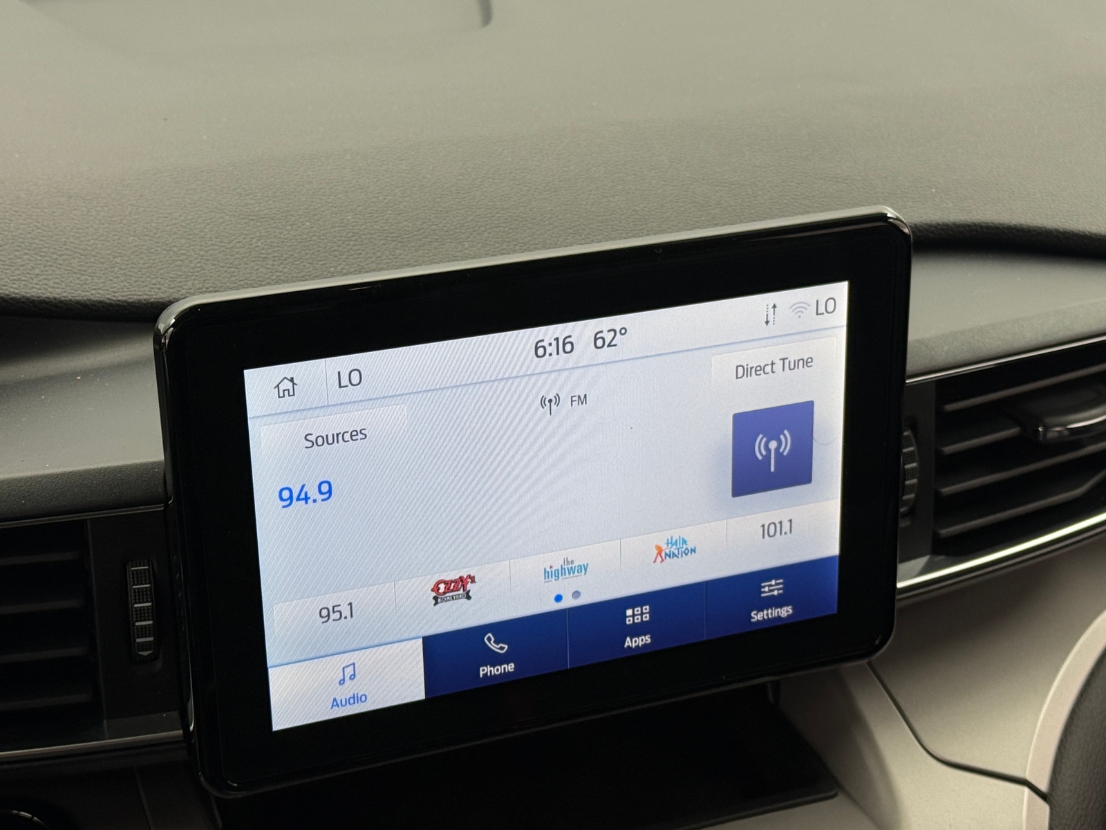 Thumbnail: 2024 Ford Explorer - 4