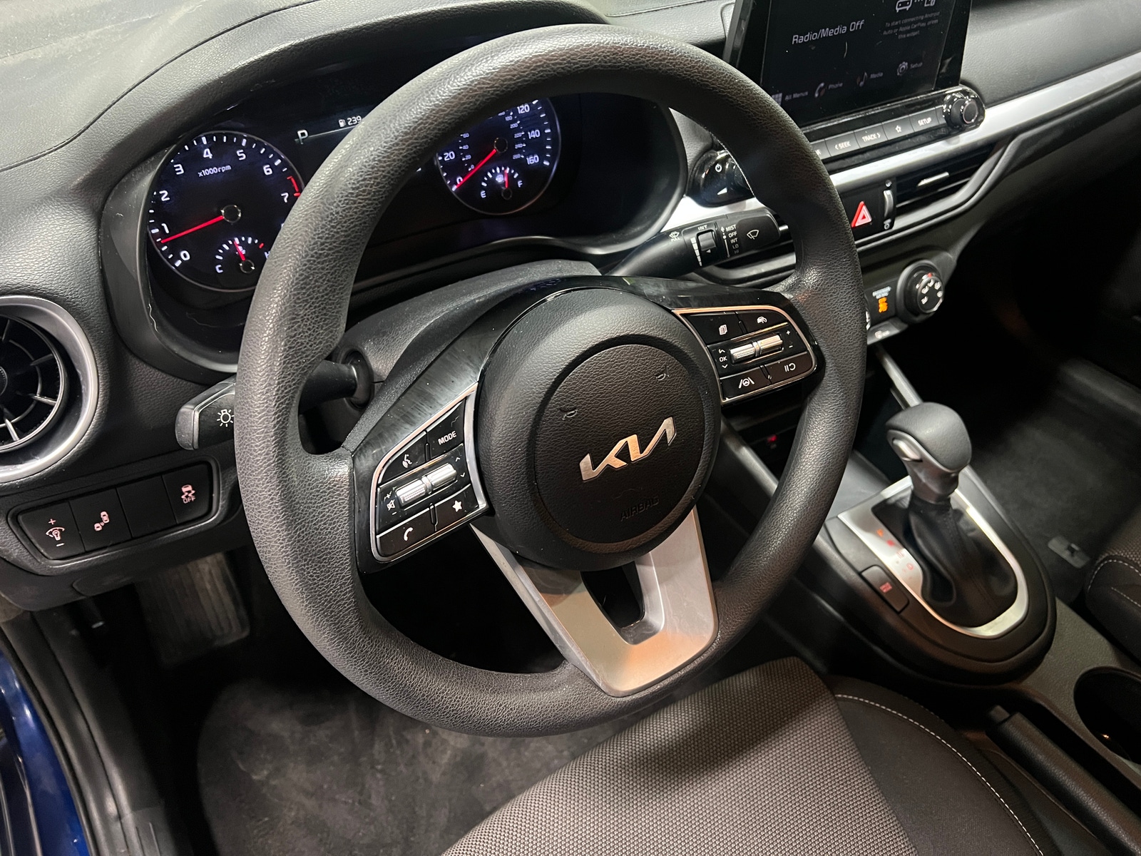 Thumbnail: 2023 Kia Forte - 5