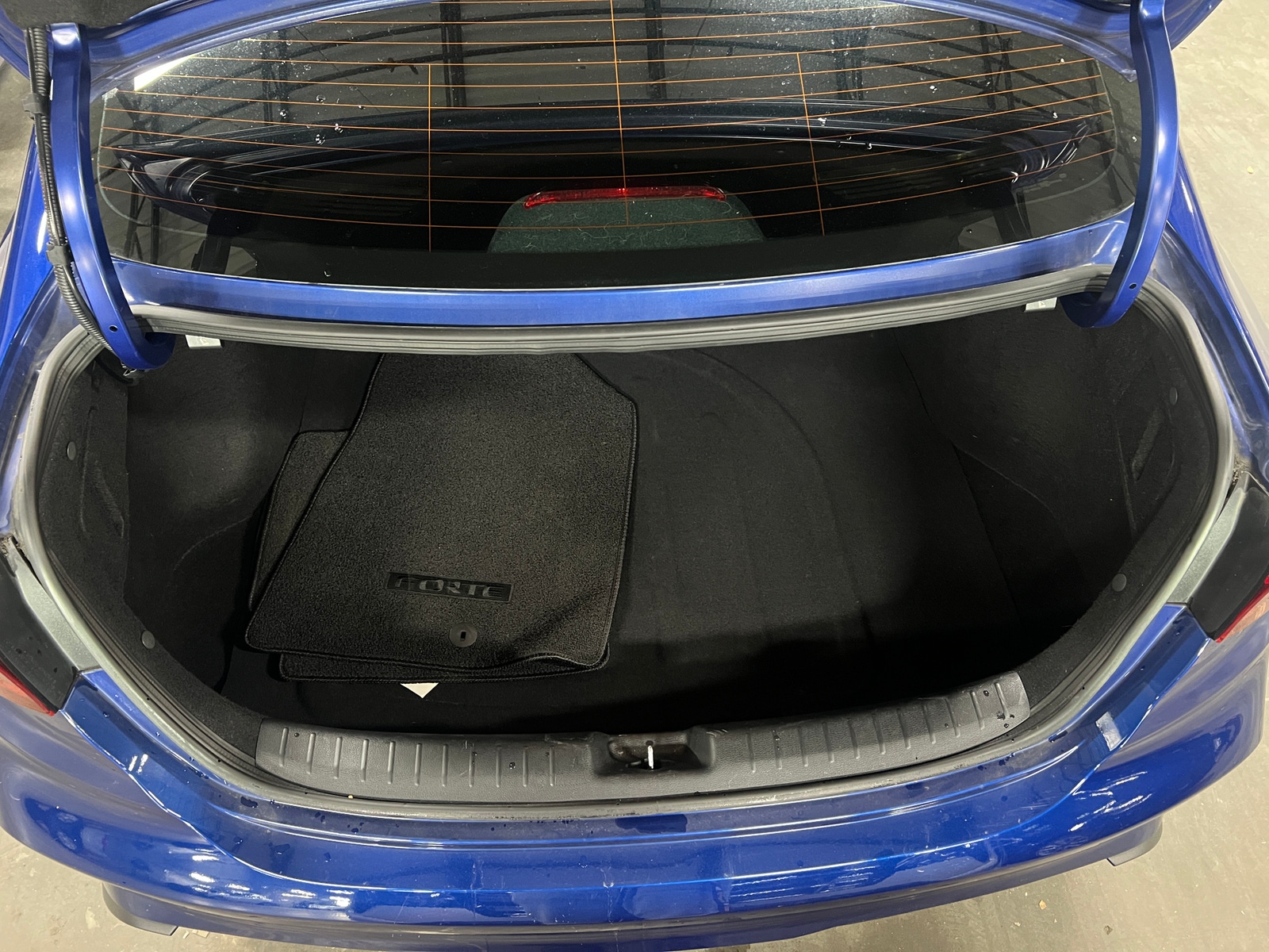 Thumbnail: 2023 Kia Forte - 7