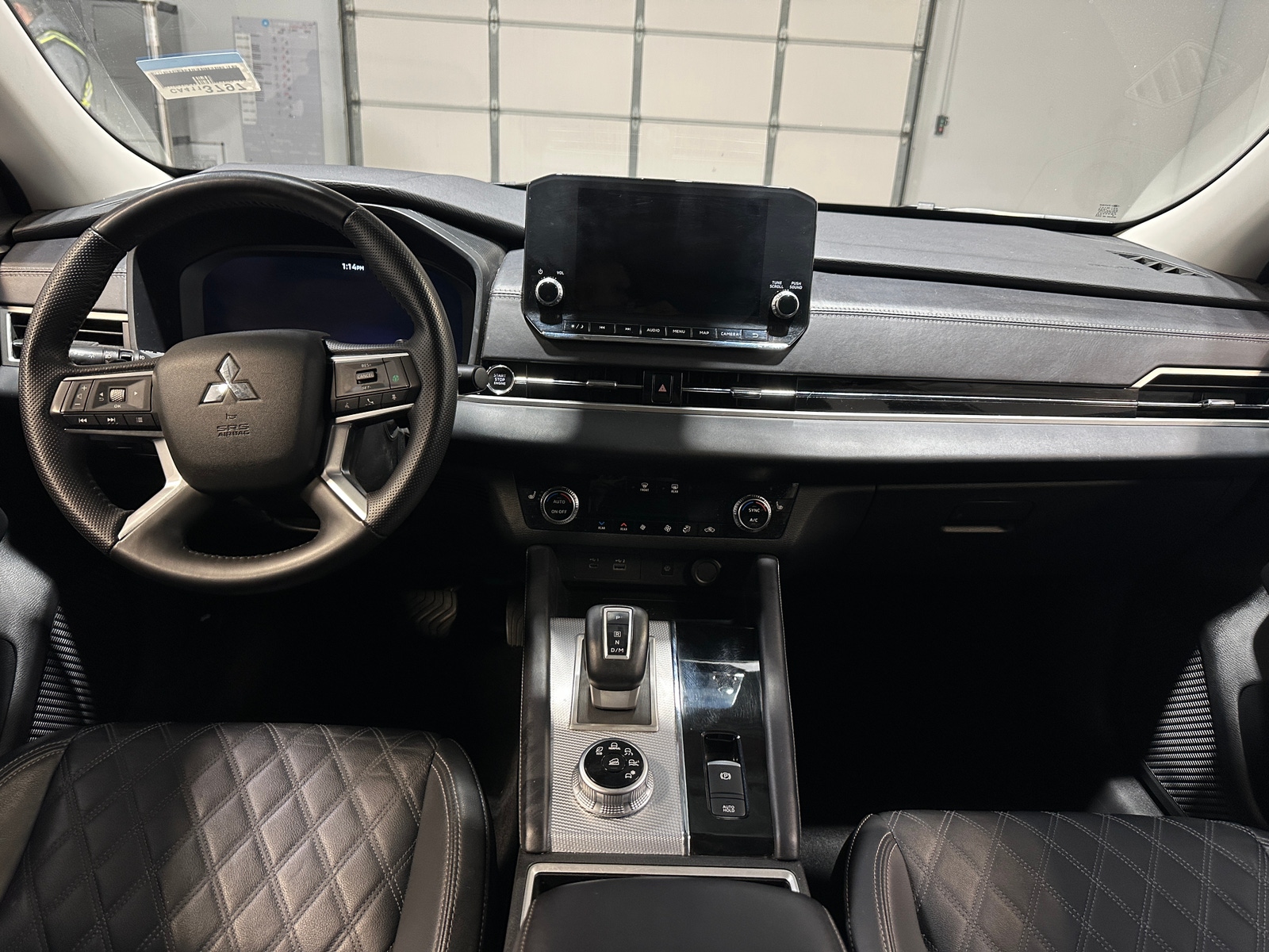 Thumbnail: 2024 Mitsubishi Outlander - 2