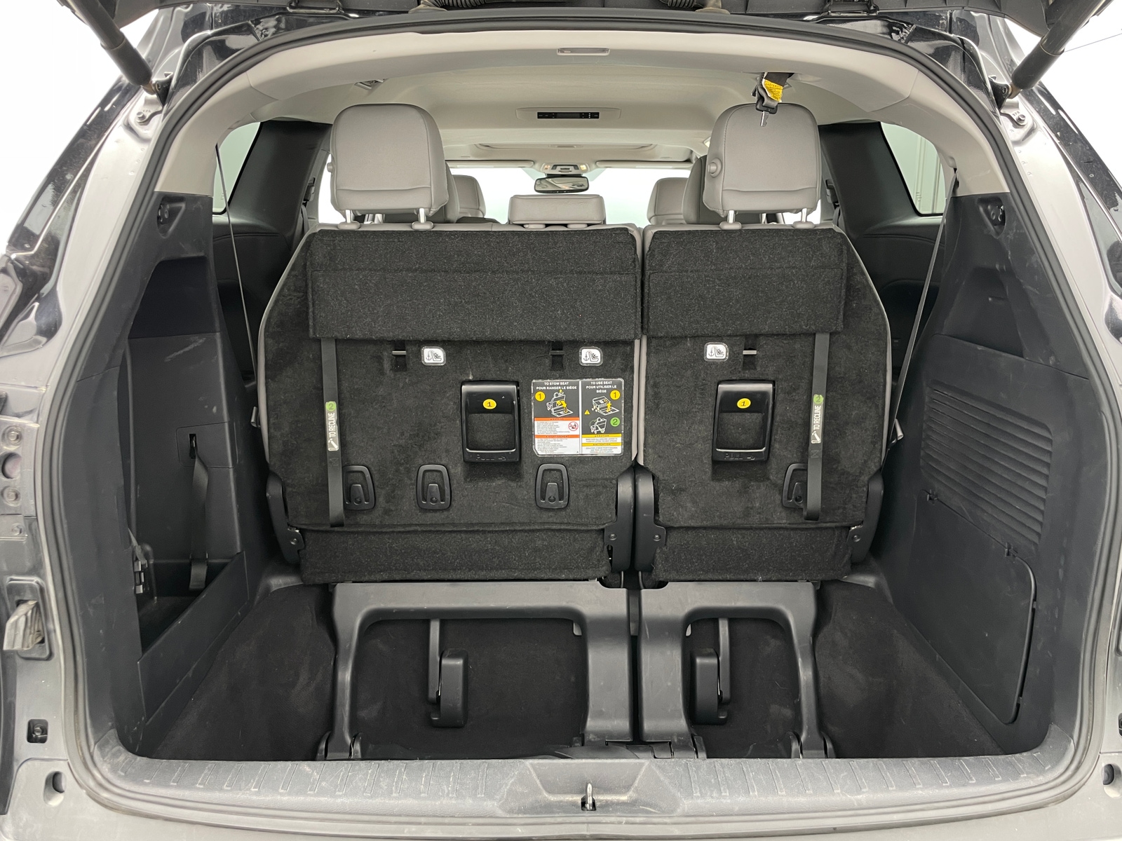 Thumbnail: 2025 Toyota Sienna - 6