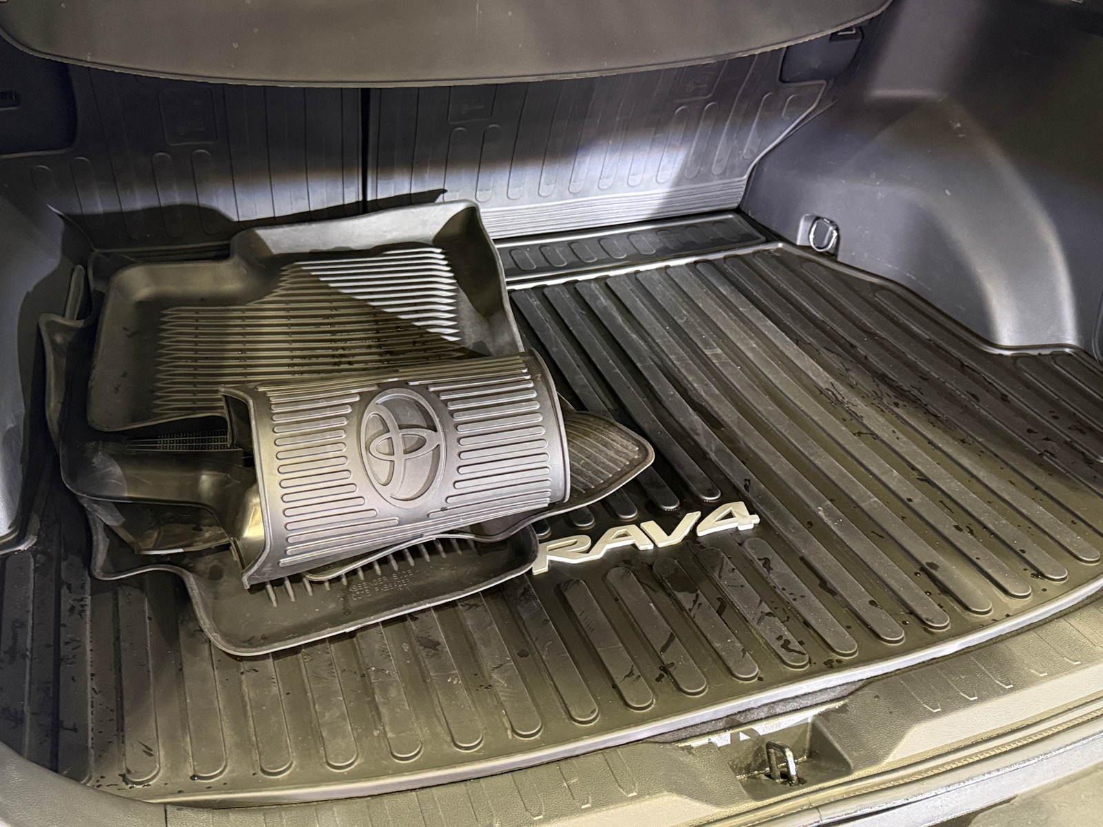 Thumbnail: 2023 Toyota RAV4 - 7