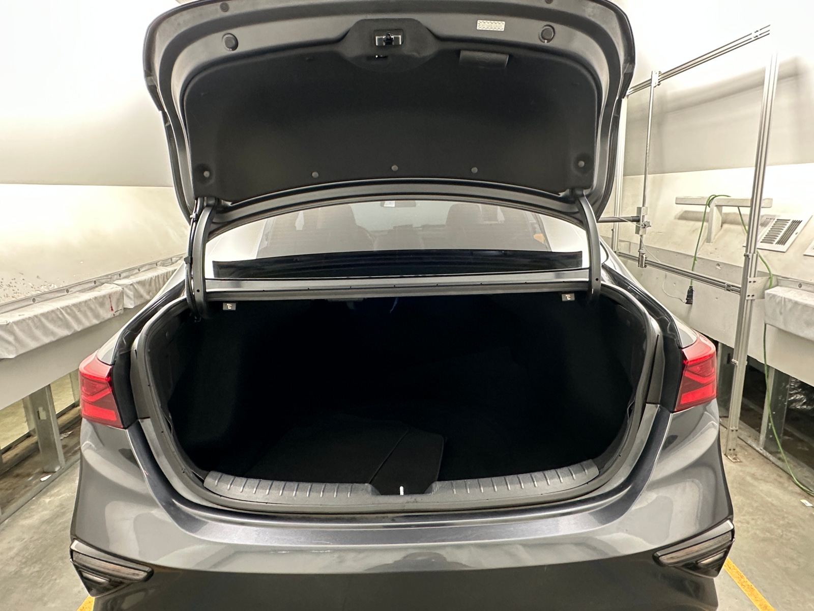 Thumbnail: 2020 Kia Forte - 6