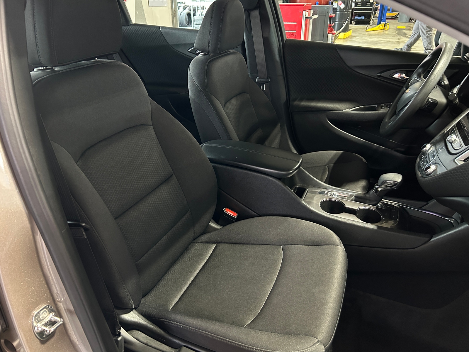 Thumbnail: 2024 Chevrolet Malibu - 2