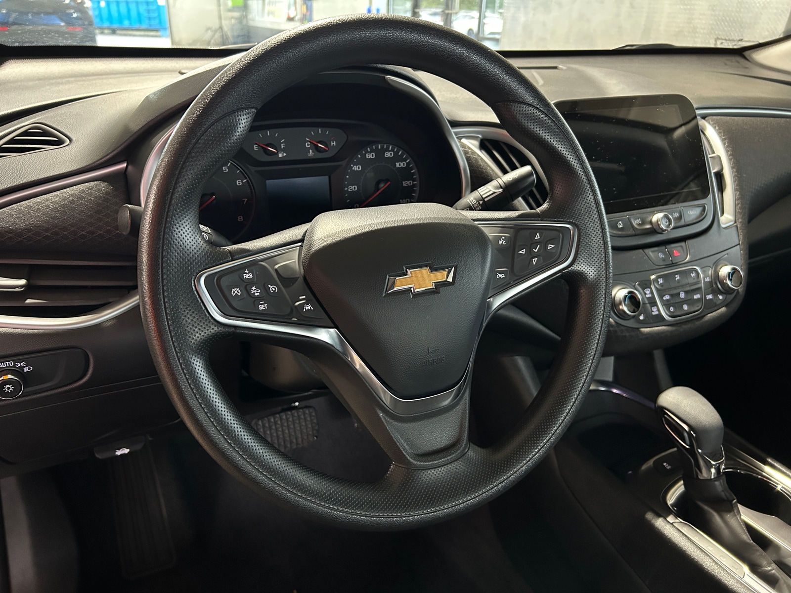 Thumbnail: 2024 Chevrolet Malibu - 5