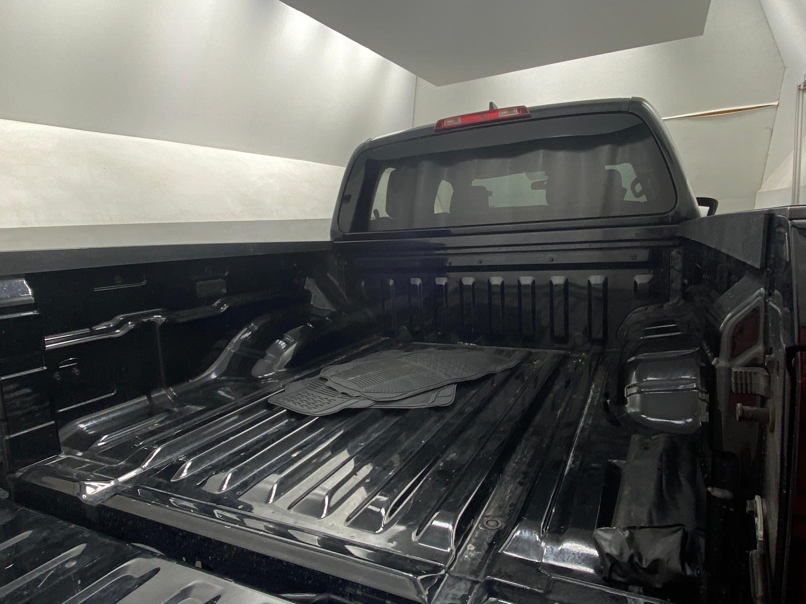 Thumbnail: 2023 Nissan Frontier - 7