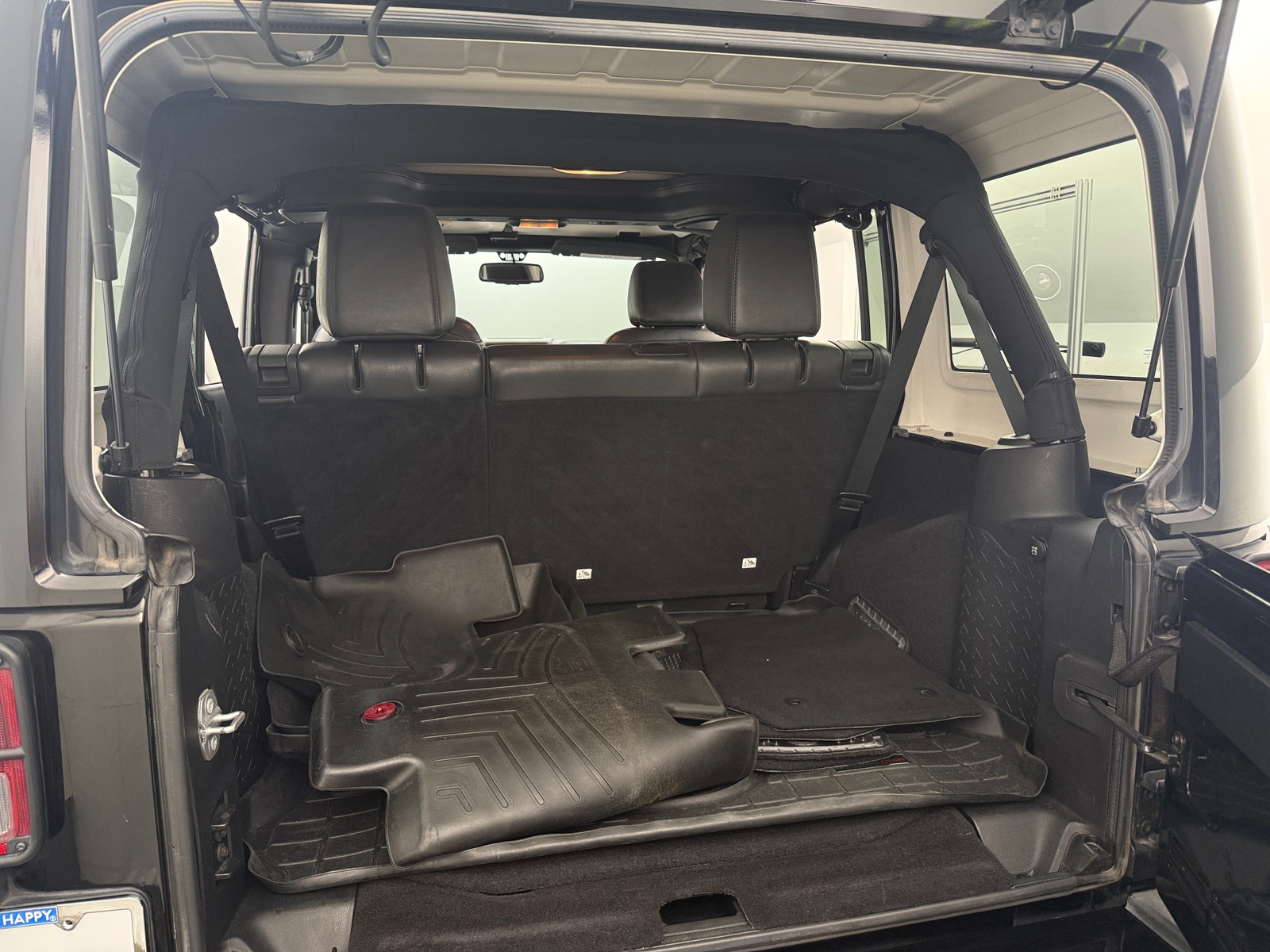 Thumbnail: 2015 Jeep Wrangler - 6