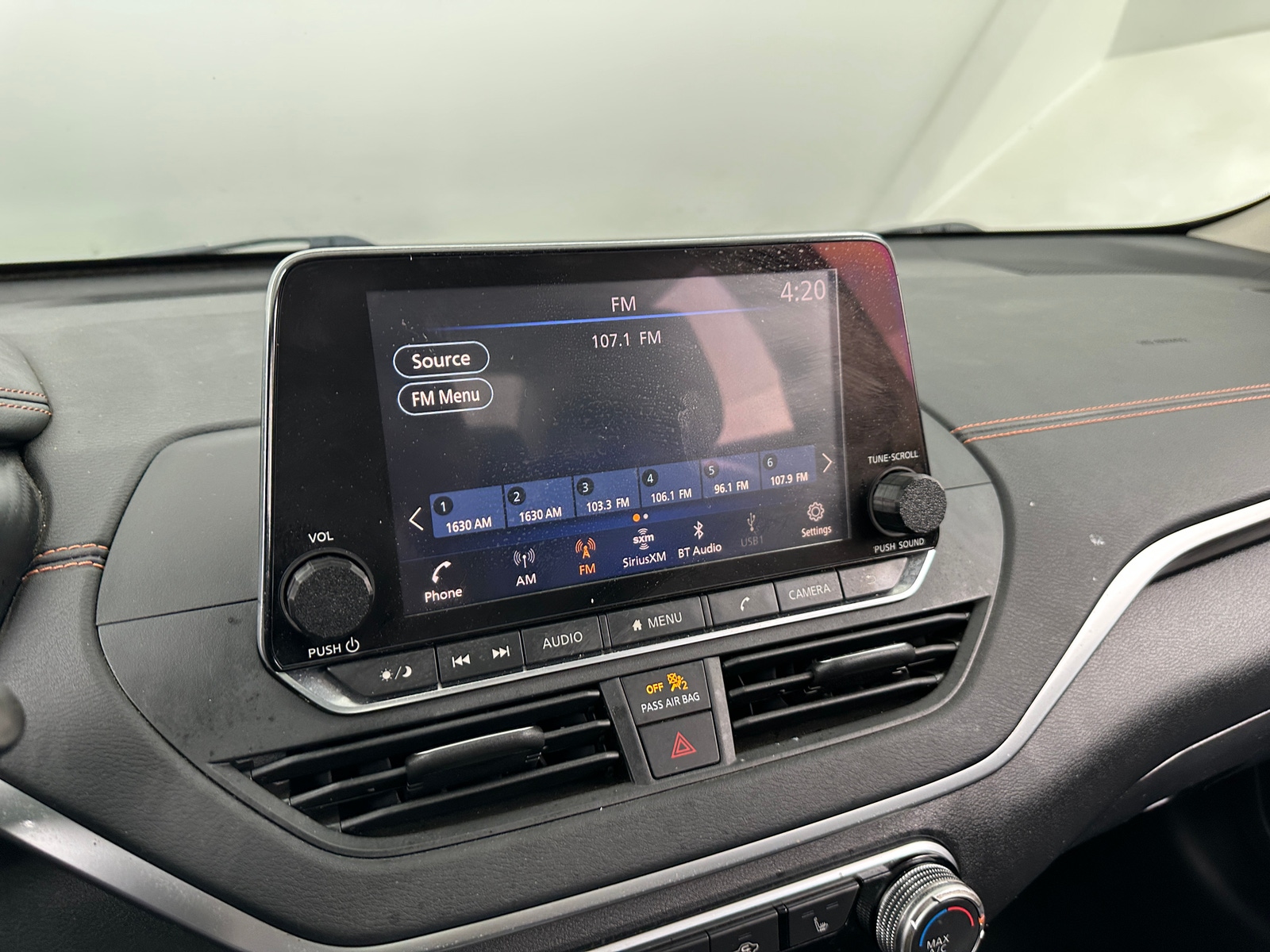 Thumbnail: 2019 Nissan Altima - 4