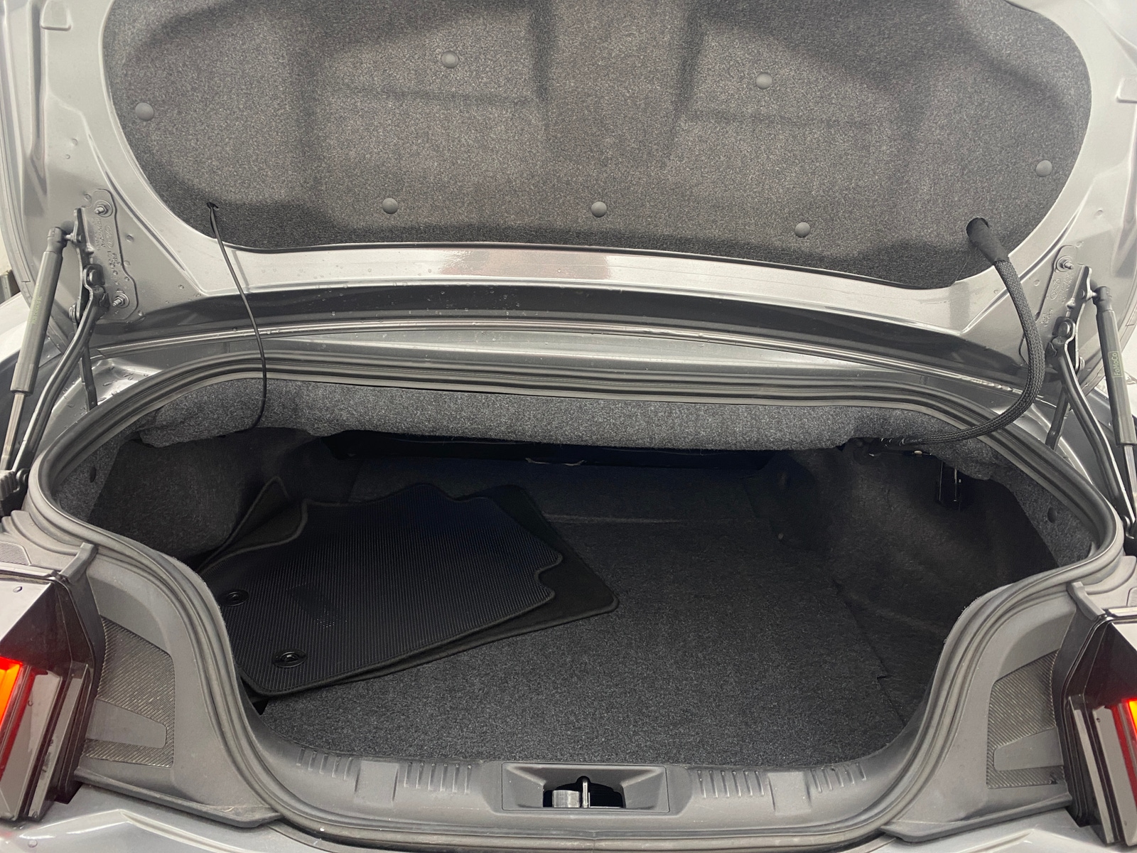 Thumbnail: 2025 Ford Mustang - 7