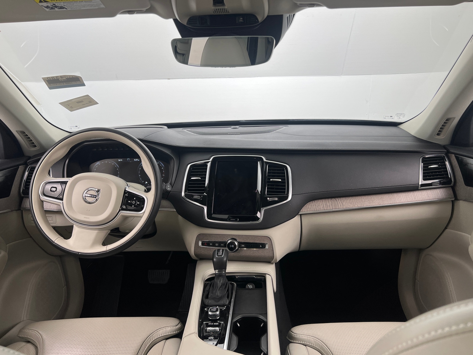 Thumbnail: 2021 Volvo XC90 - 2