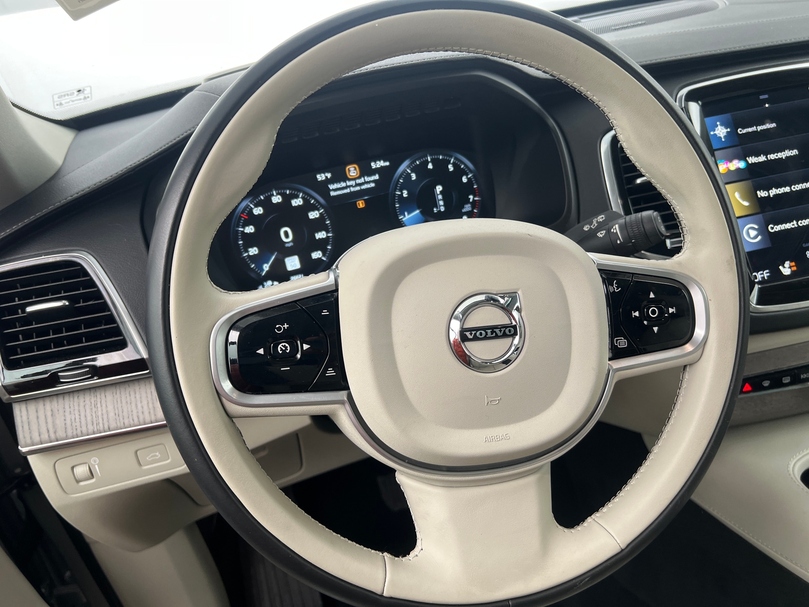 Thumbnail: 2021 Volvo XC90 - 4