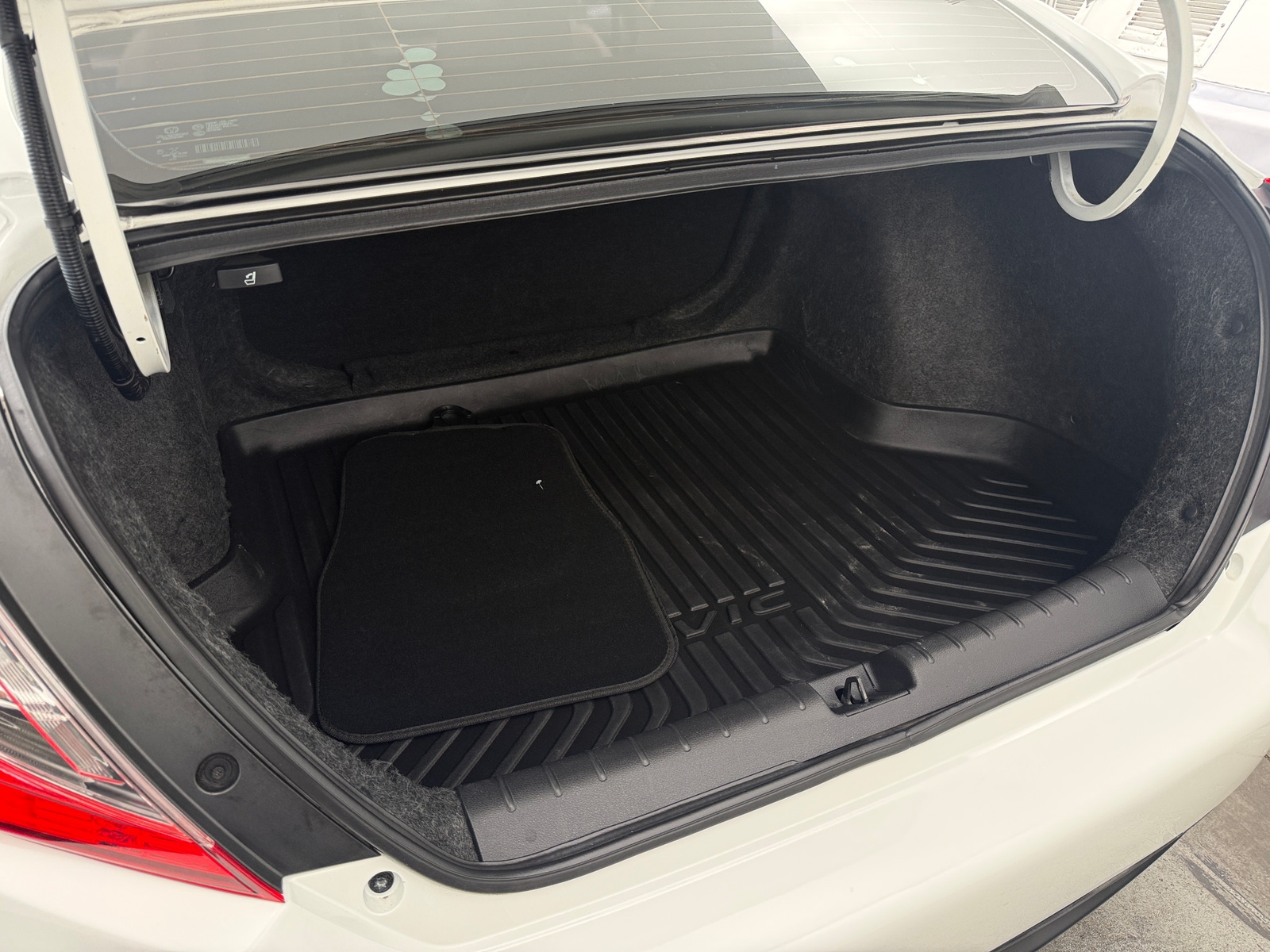 Thumbnail: 2018 Honda Civic - 7