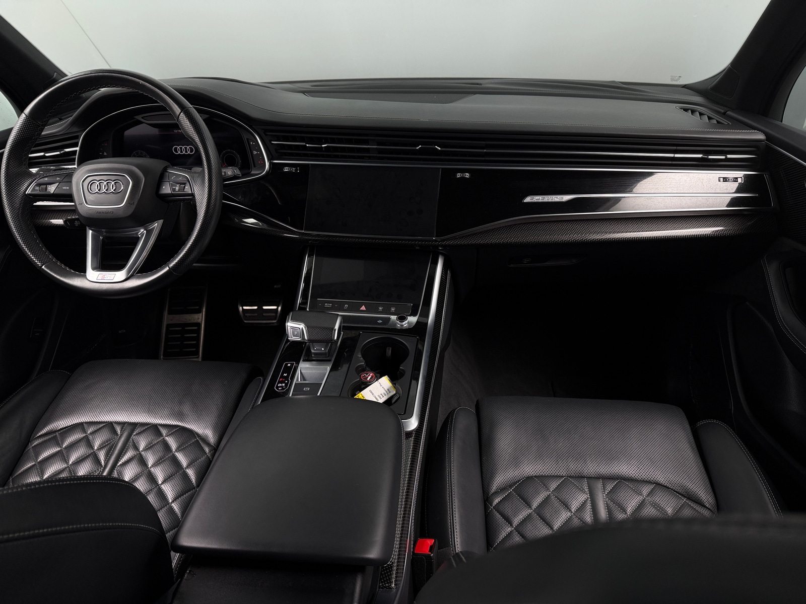 Thumbnail: 2022 Audi SQ7 - 2