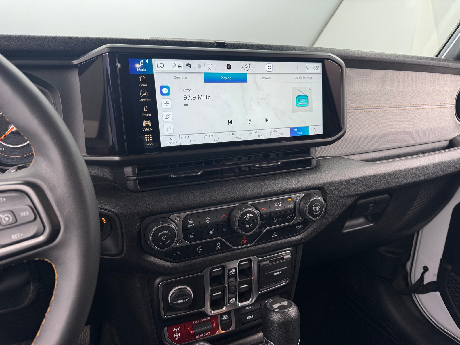 Thumbnail: 2024 Jeep Wrangler - 4