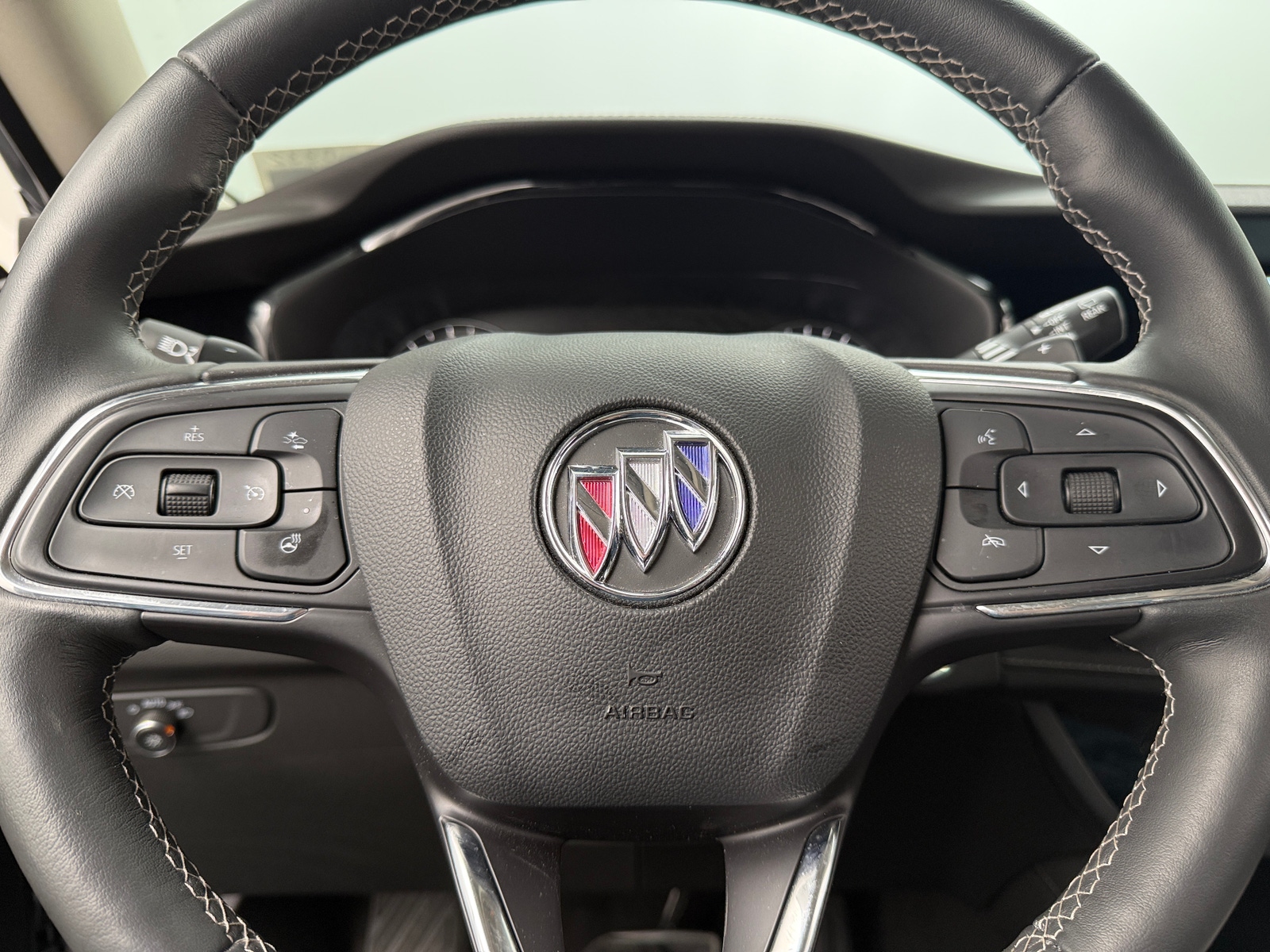 Thumbnail: 2023 Buick Envision - 4