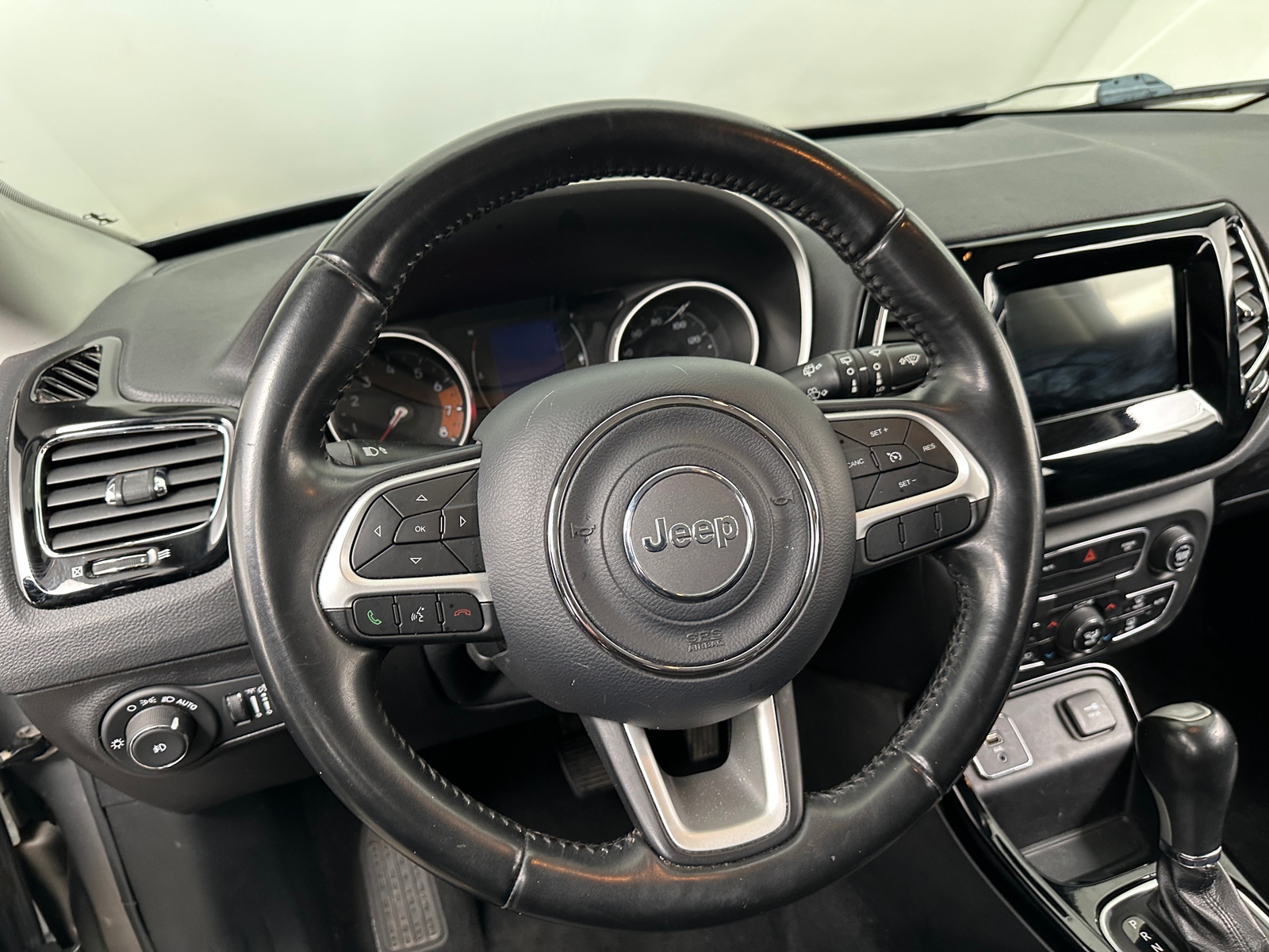 Thumbnail: 2020 Jeep Compass - 5