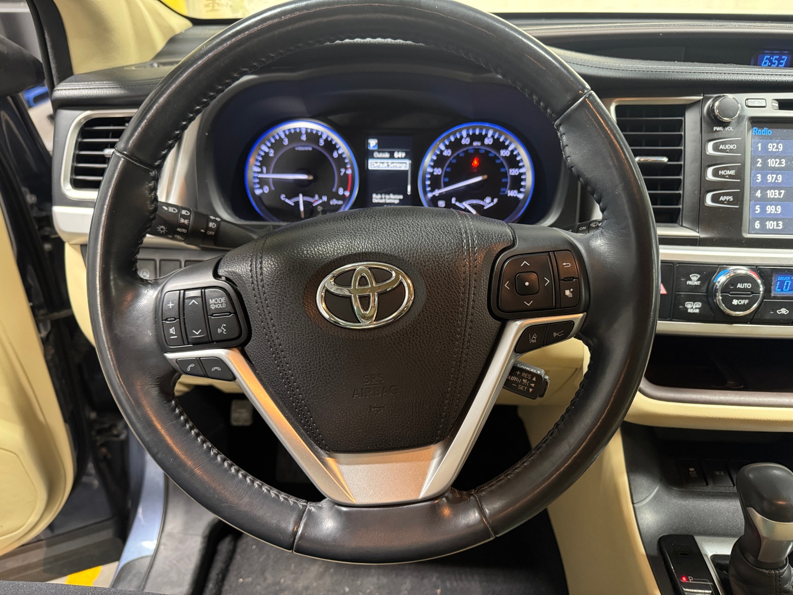 Thumbnail: 2018 Toyota Highlander - 4